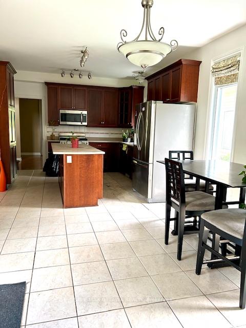 Photo 9 of 3167 Findlay Creek Drive, Ottawa, Blossom Park/Kemp Park/Findlay Creek — HOMEH
