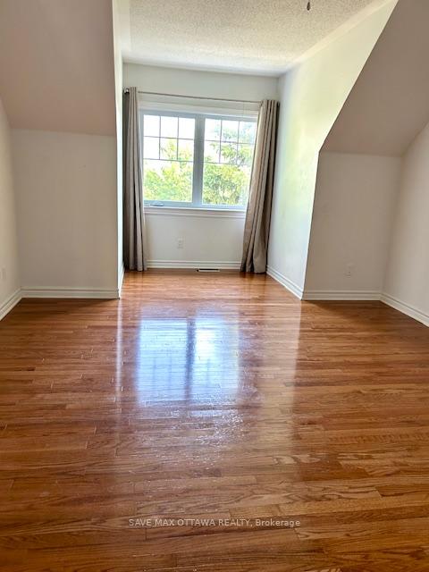 Photo 13 of 3167 Findlay Creek Drive, Ottawa, Blossom Park/Kemp Park/Findlay Creek — HOMEH