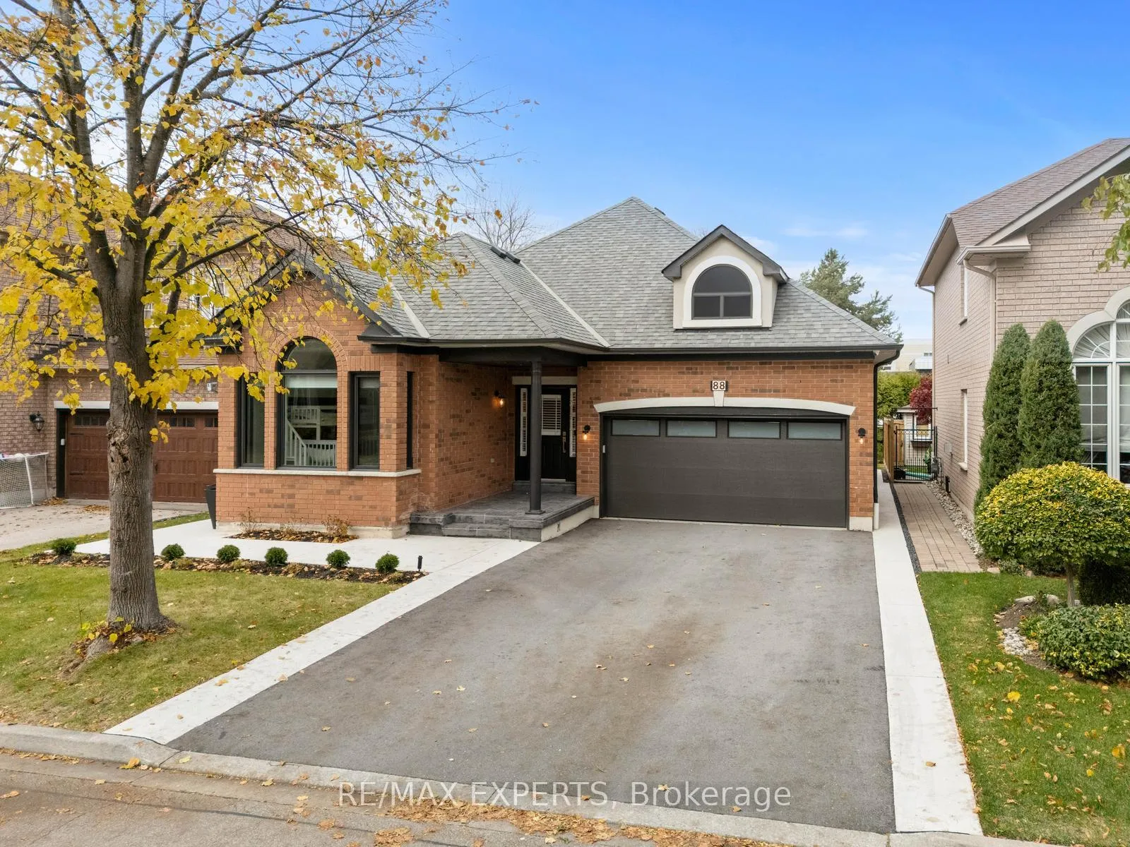 Front of 88 Arista Gate