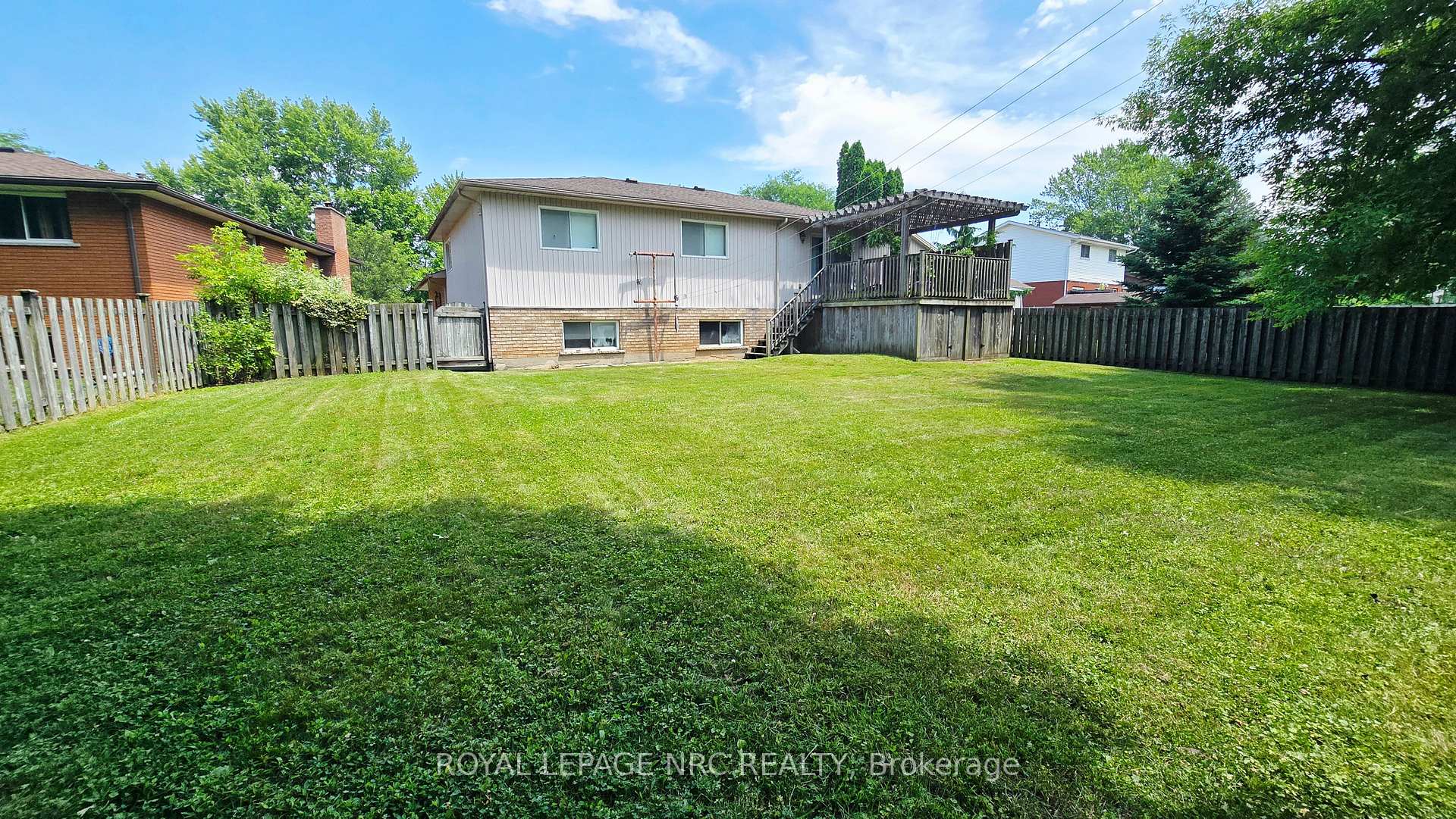 Photo 37 of 145 Leaside Drive, Welland, N. Welland — HOMEH