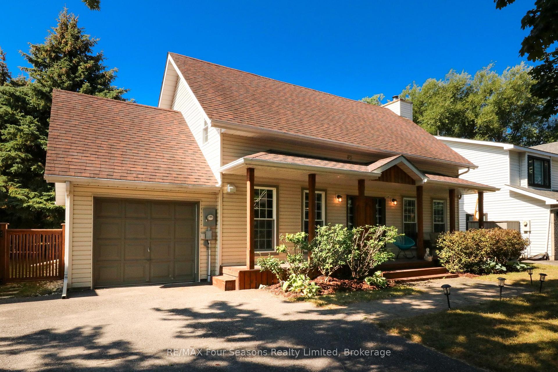 Photo 11 of 173 Brooker Boulevard, Blue Mountains — HOMEH