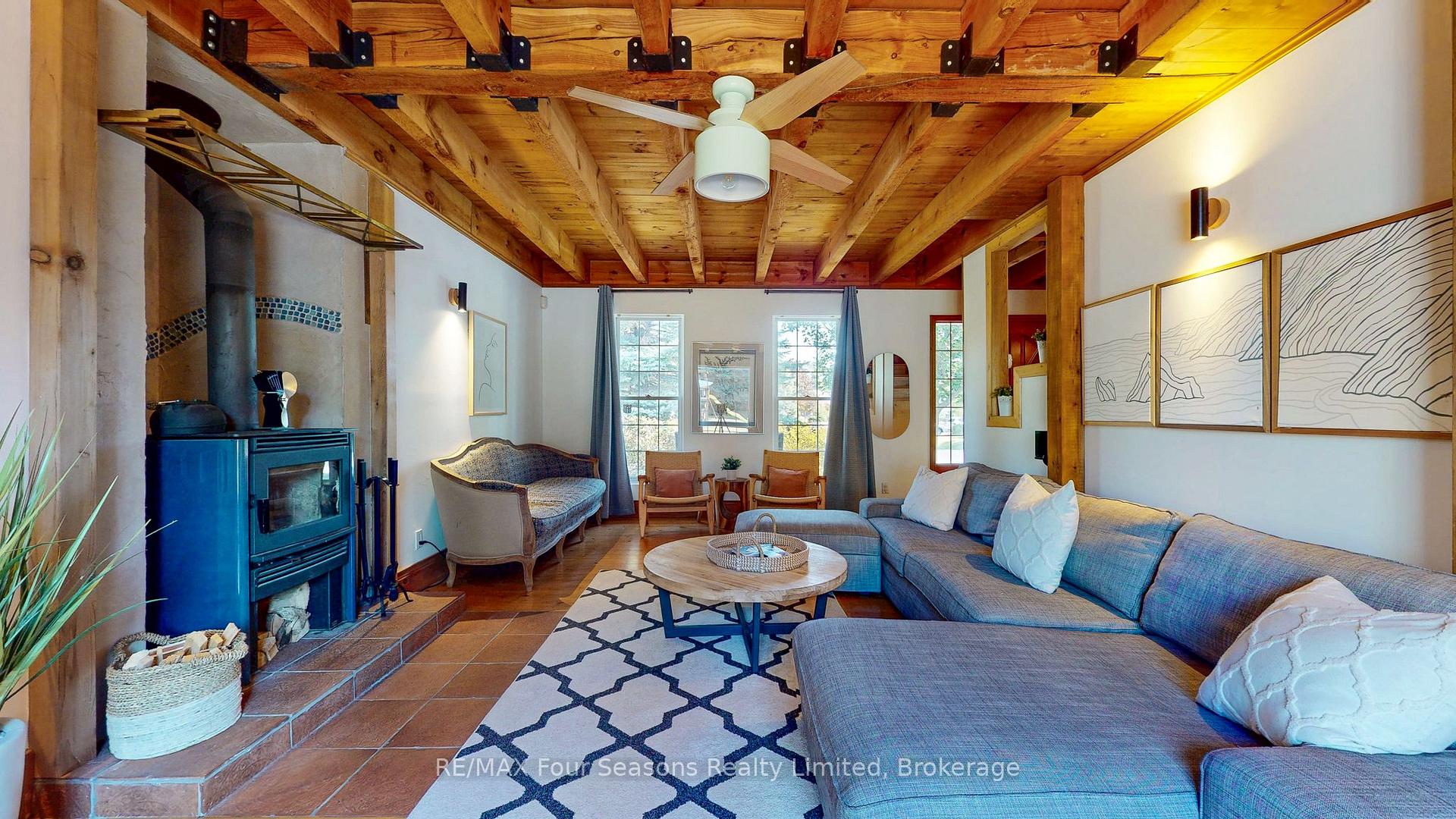 Photo 7 of 173 Brooker Boulevard, Blue Mountains — HOMEH