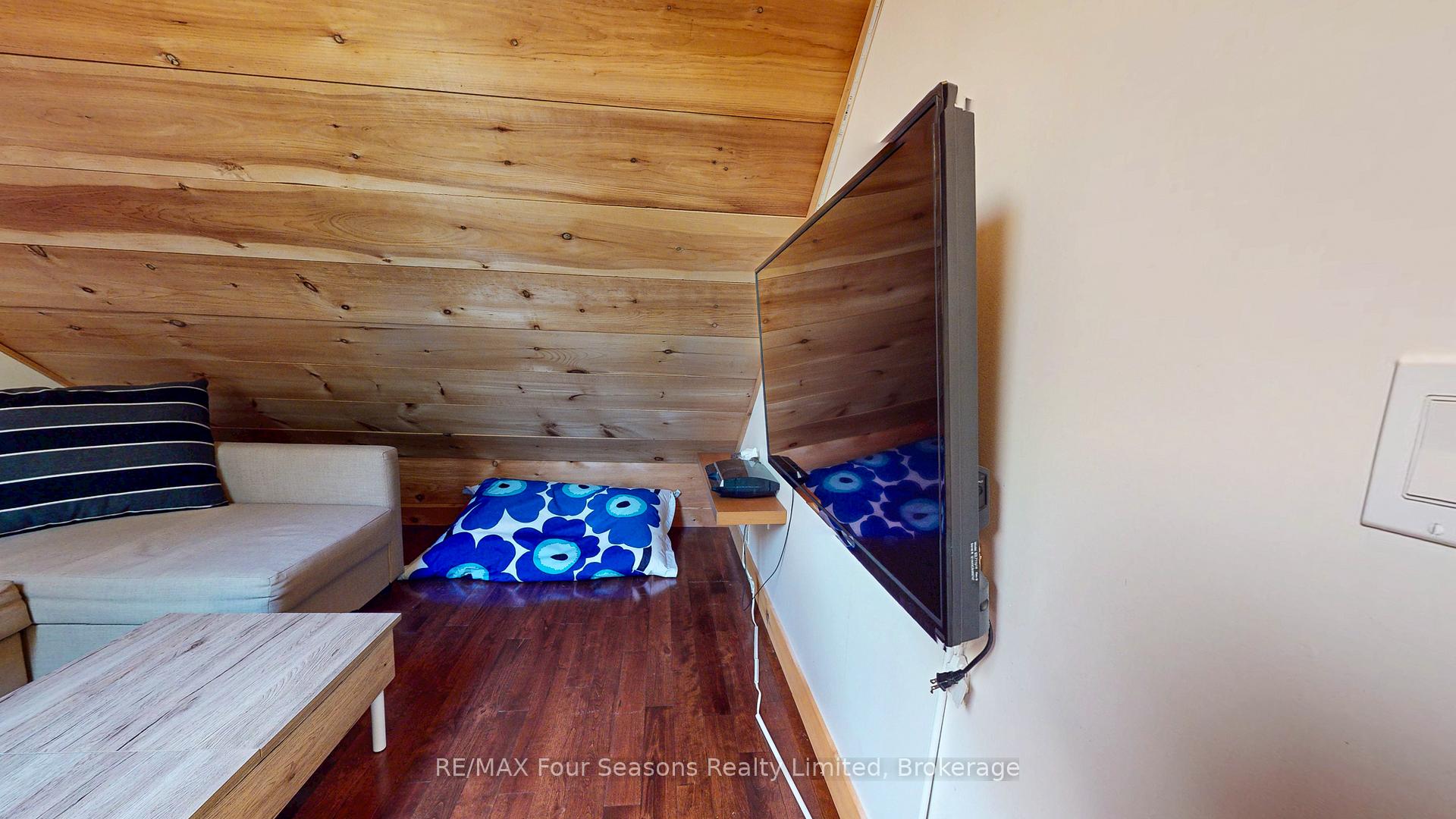 Photo 18 of 173 Brooker Boulevard, Blue Mountains — HOMEH