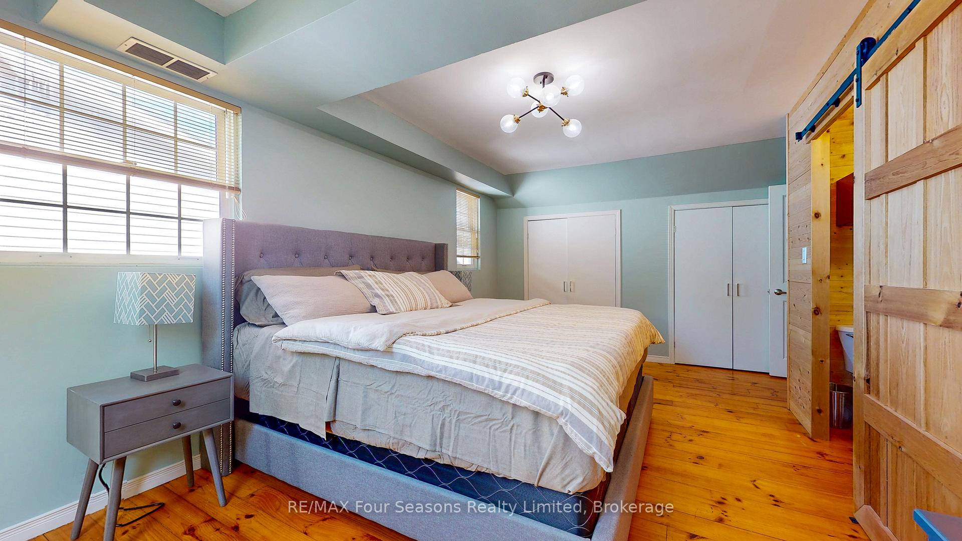 Photo 26 of 173 Brooker Boulevard, Blue Mountains — HOMEH