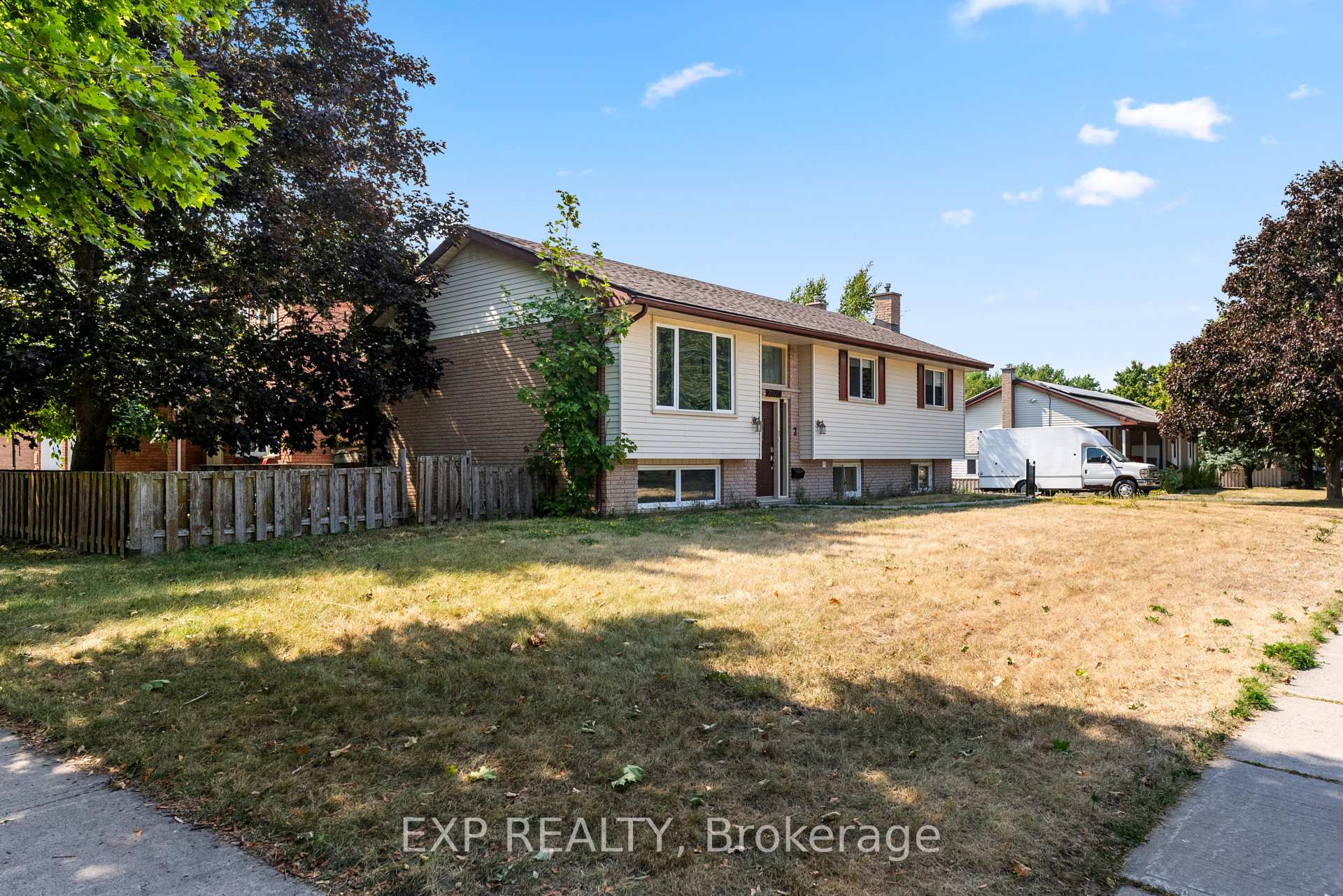 Photo 3 of 2 Alnet Drive, Belleville, Belleville Ward — HOMEH