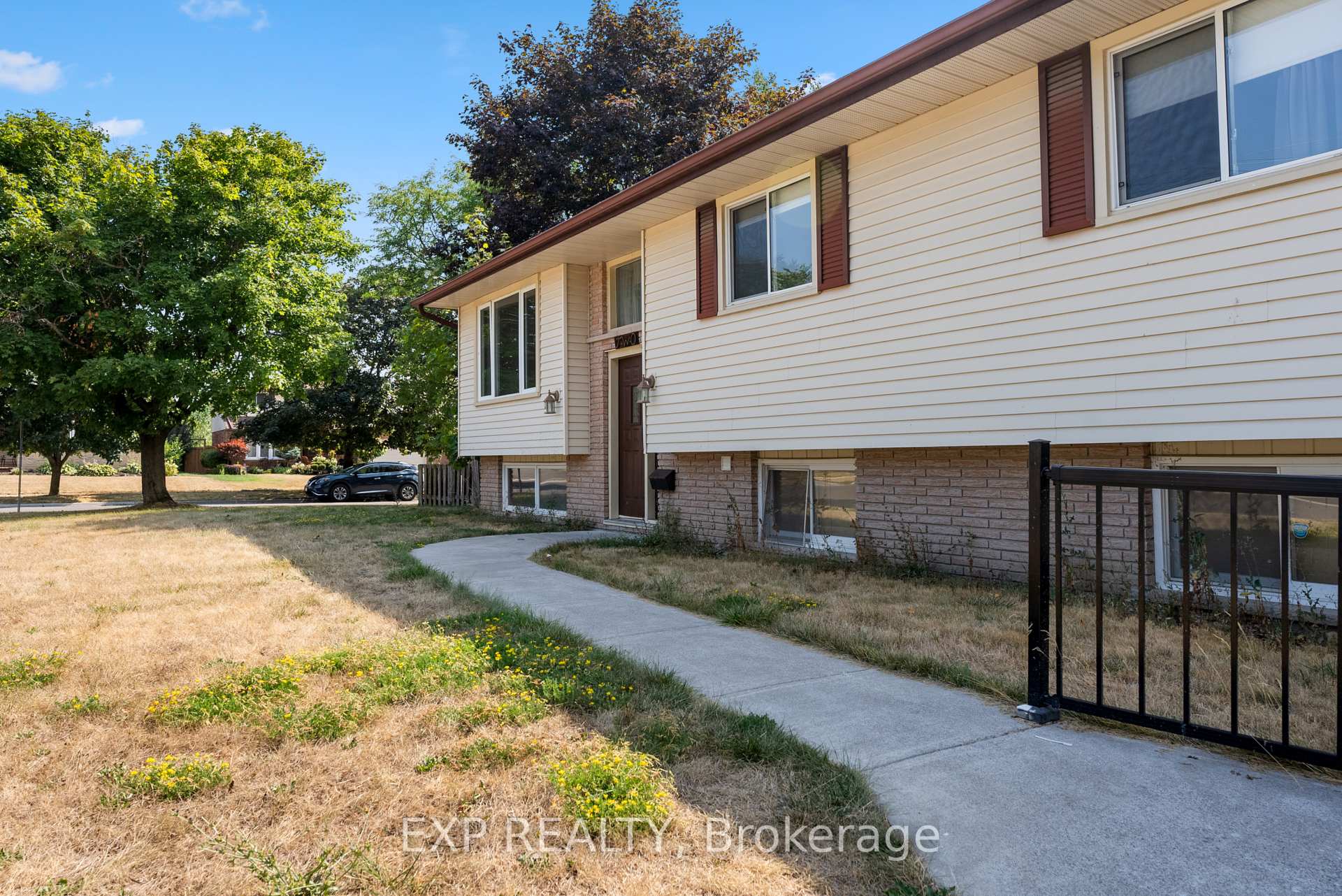 Photo 8 of 2 Alnet Drive, Belleville, Belleville Ward — HOMEH