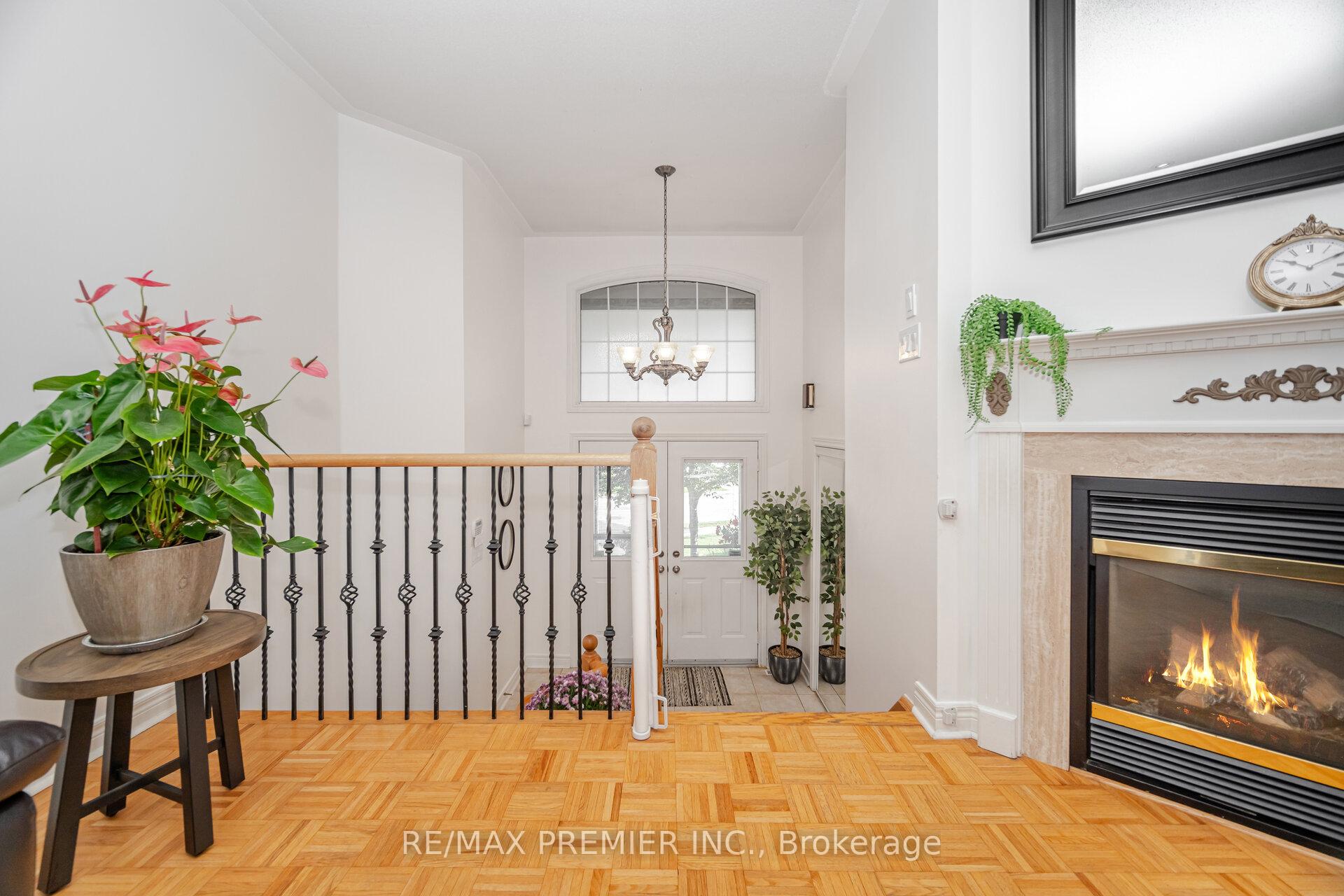 Photo 6 of 183 Regency View Heights, Vaughan, Rural Vaughan — HOMEH