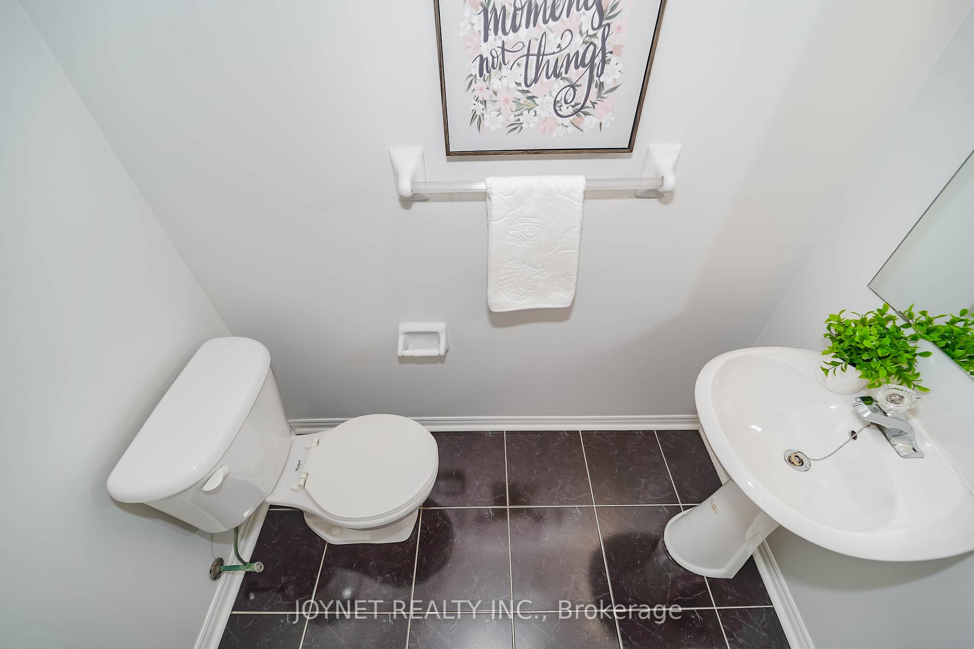 Photo 7 of 243 Yellowood Circle, Vaughan, Patterson — HOMEH