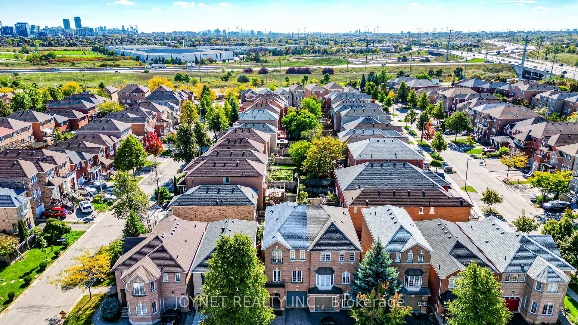 Photo 41 of 243 Yellowood Circle, Vaughan, Patterson — HOMEH