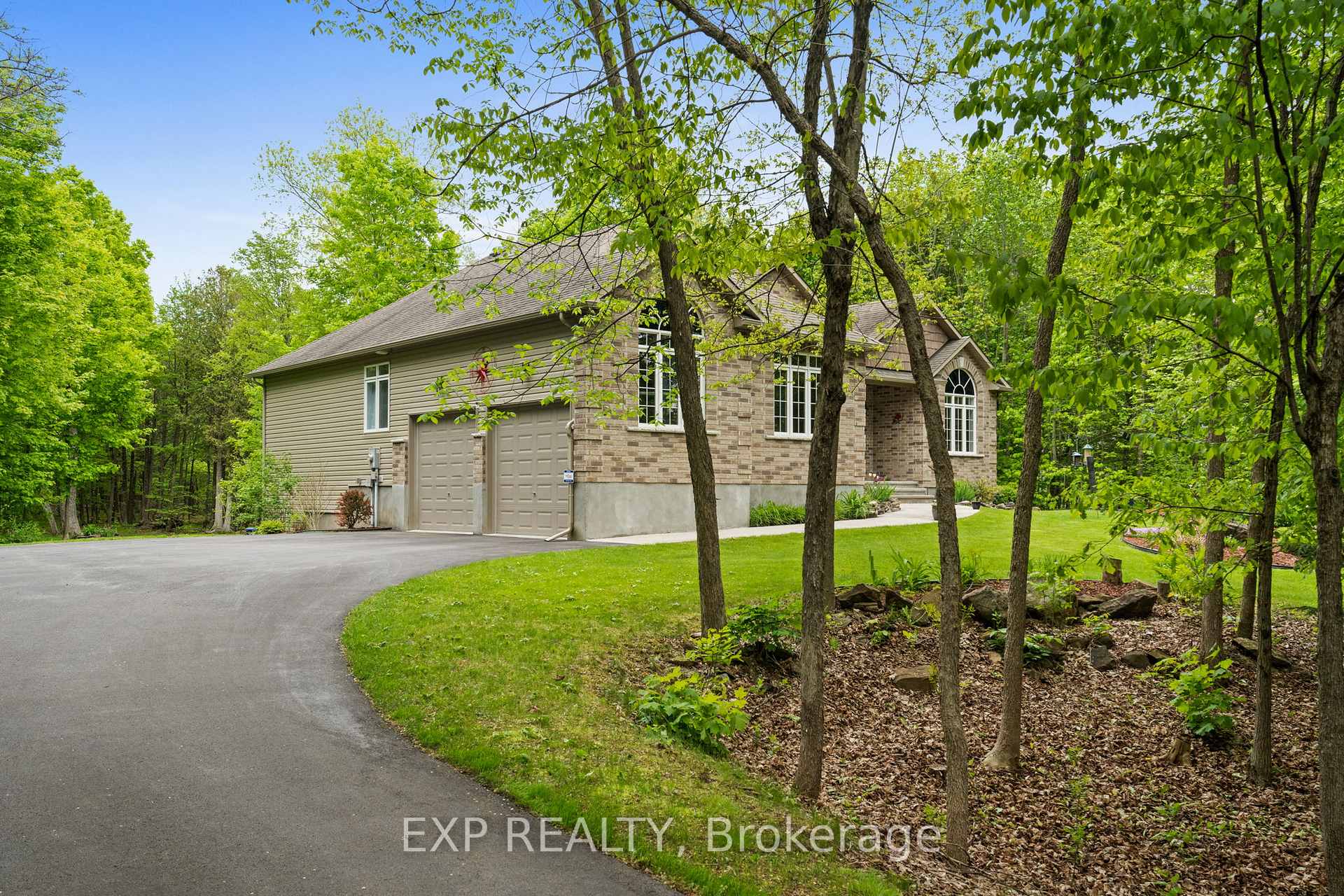 Photo 4 of 213 Justin Drive, Beckwith, Beckwith Twp — HOMEH