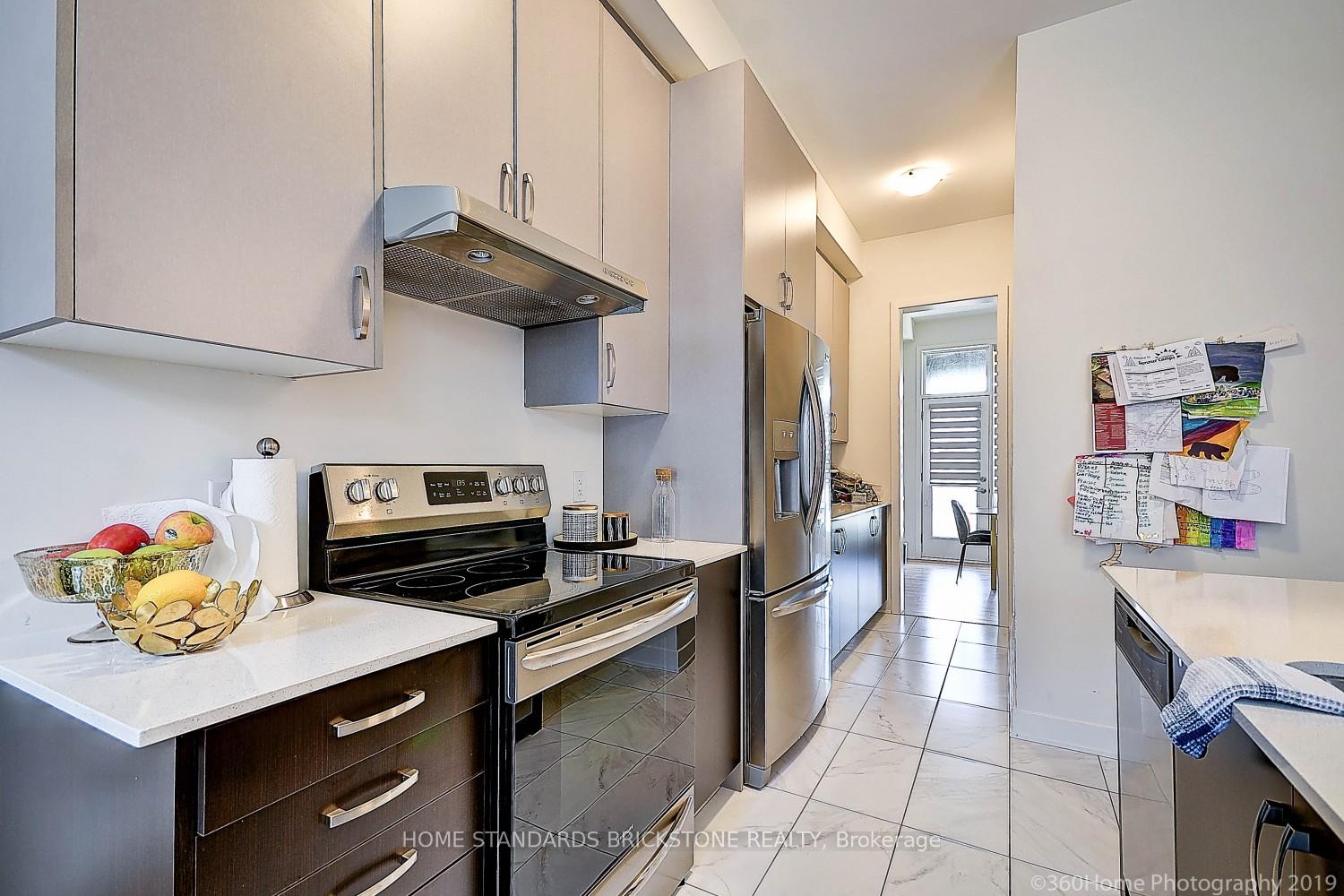 Photo 4 of 47 Carpaccio Avenue, Vaughan, Vellore Village — HOMEH