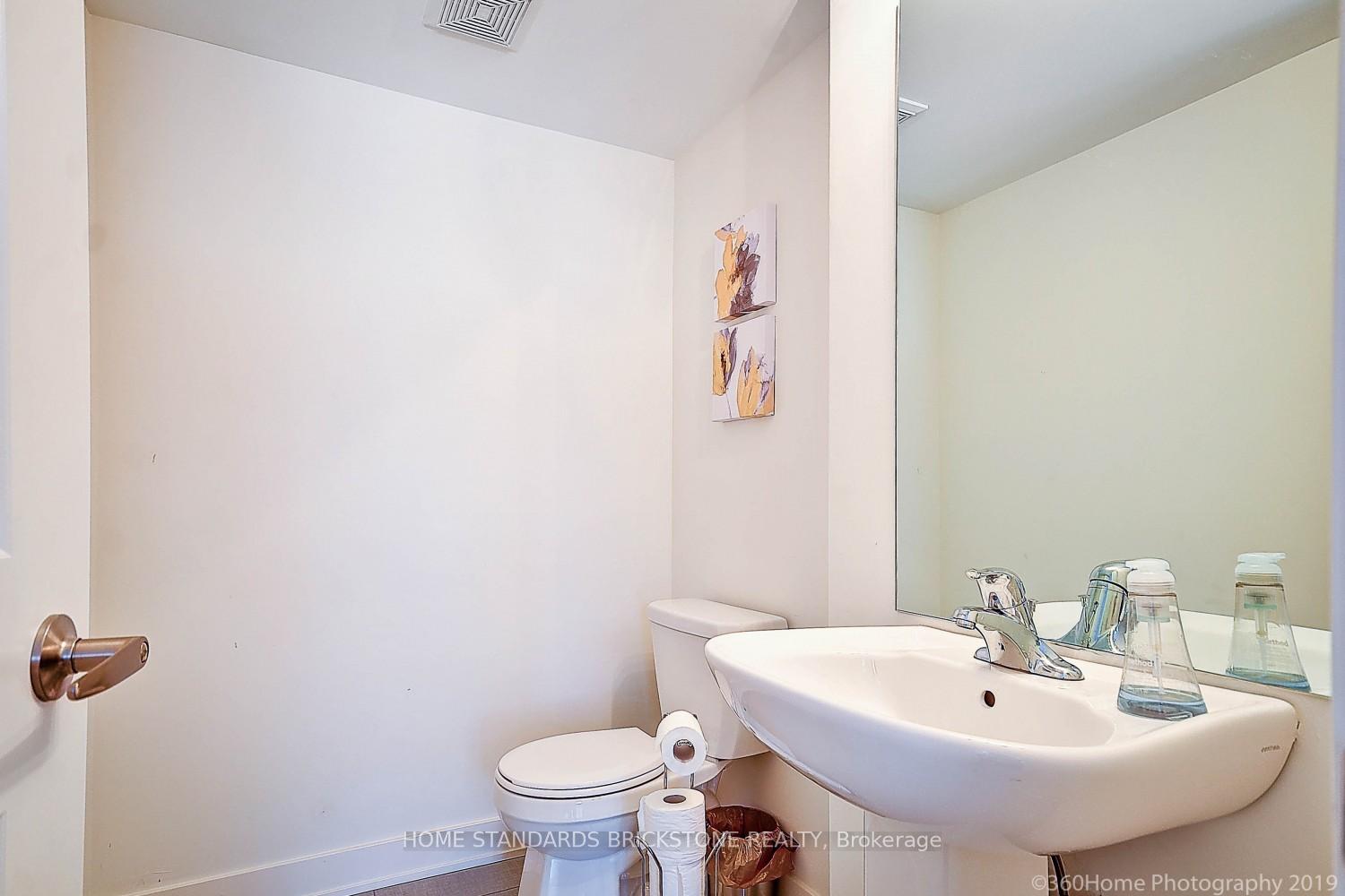 Photo 18 of 47 Carpaccio Avenue, Vaughan, Vellore Village — HOMEH