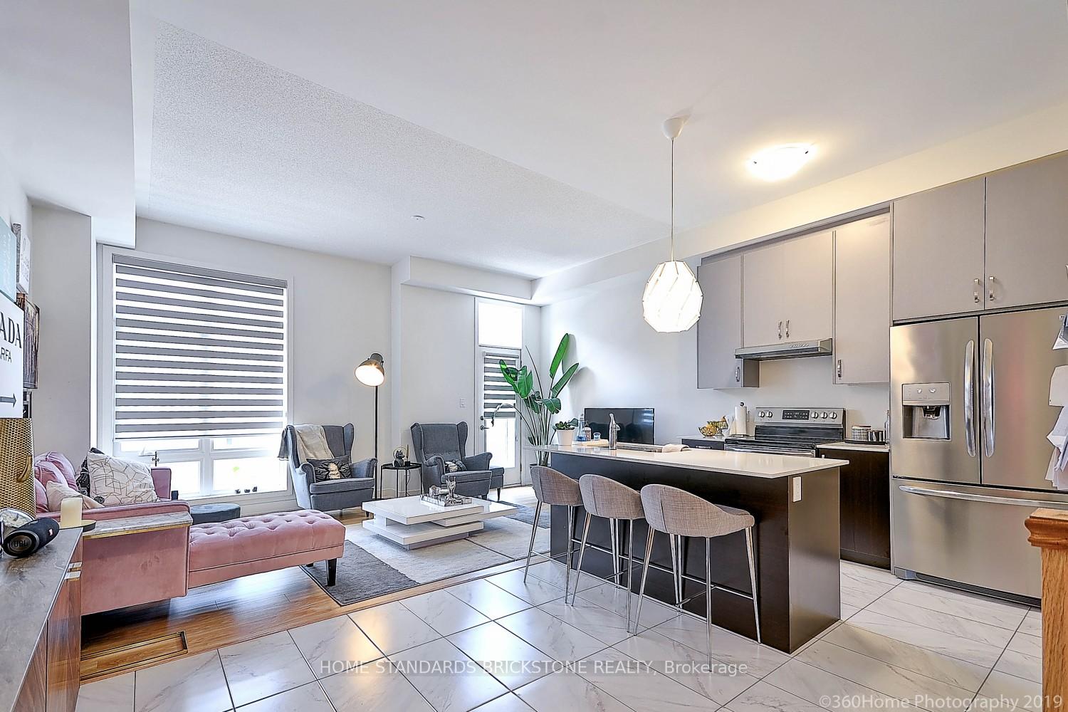 Photo 19 of 47 Carpaccio Avenue, Vaughan, Vellore Village — HOMEH