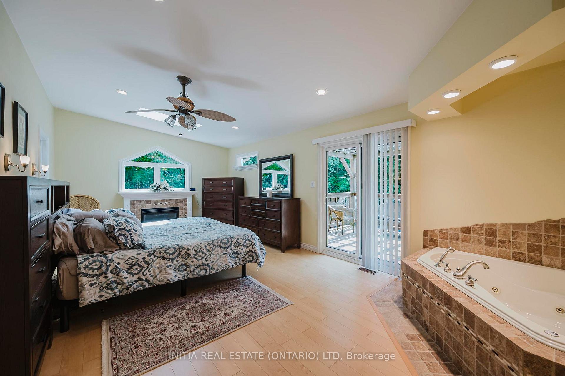Photo 15 of 77812 Orchard Line, Bluewater, Bayfield — HOMEH