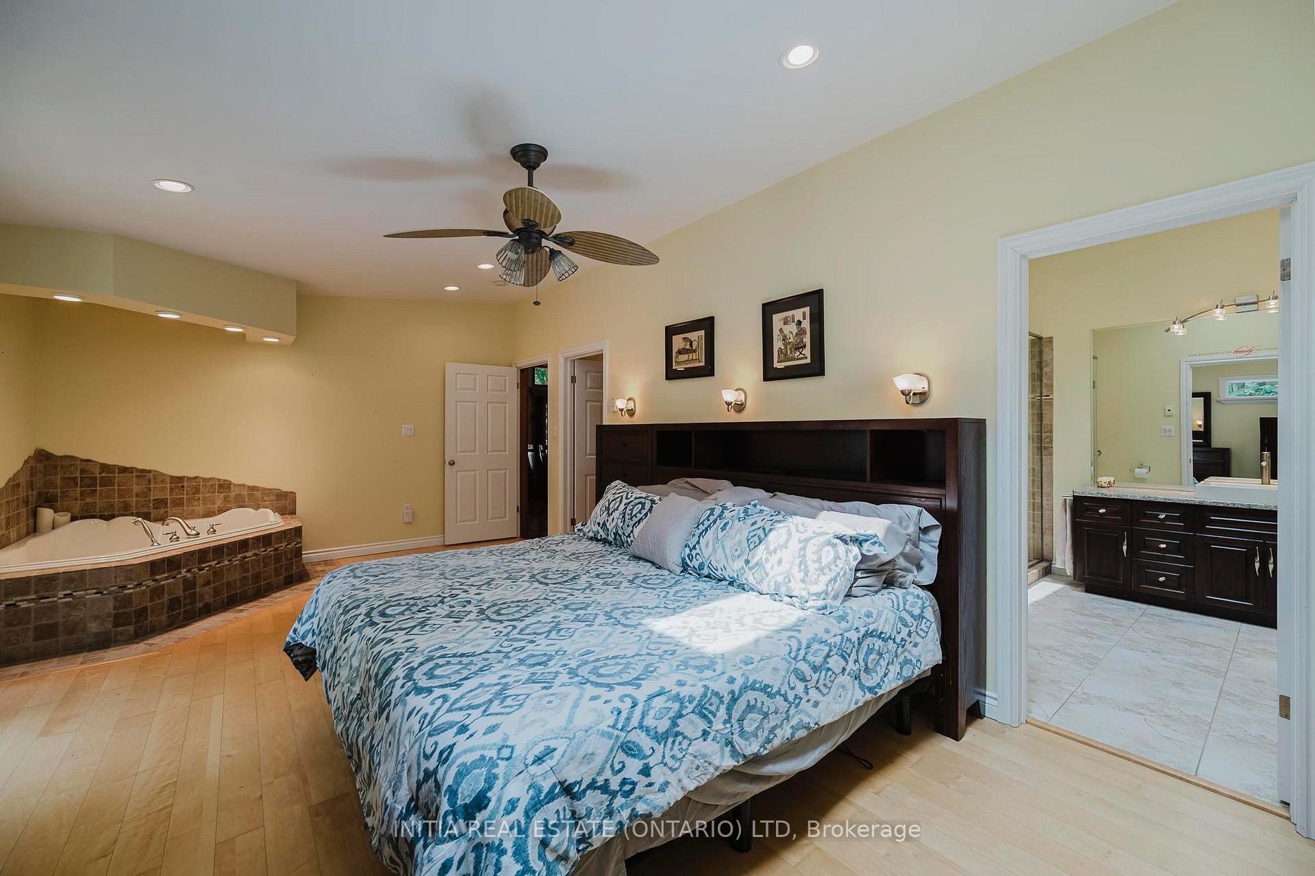 Photo 17 of 77812 Orchard Line, Bluewater, Bayfield — HOMEH