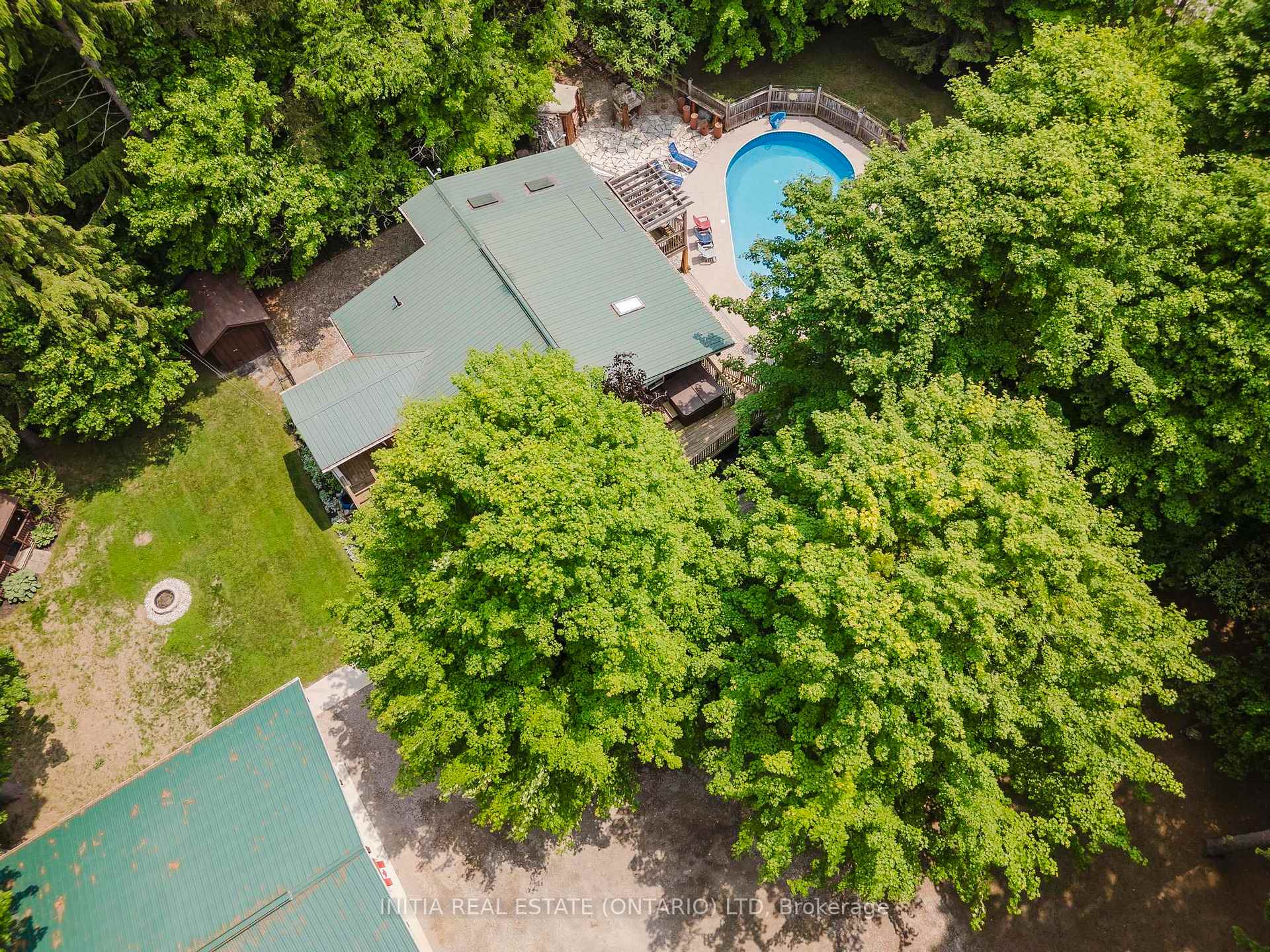 Photo 27 of 77812 Orchard Line, Bluewater, Bayfield — HOMEH