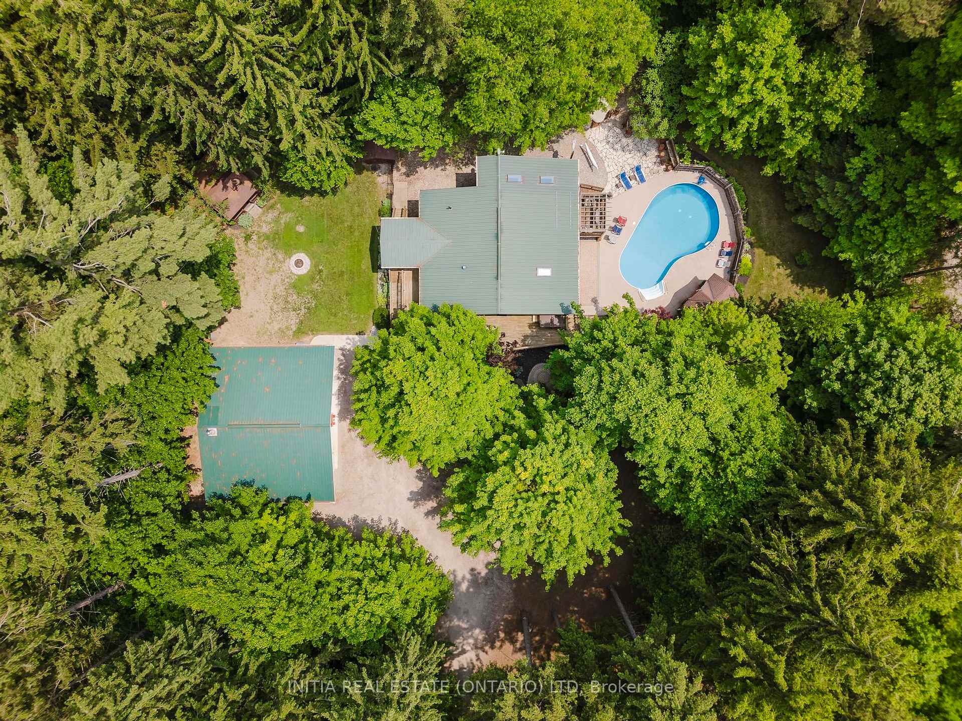 Photo 29 of 77812 Orchard Line, Bluewater, Bayfield — HOMEH