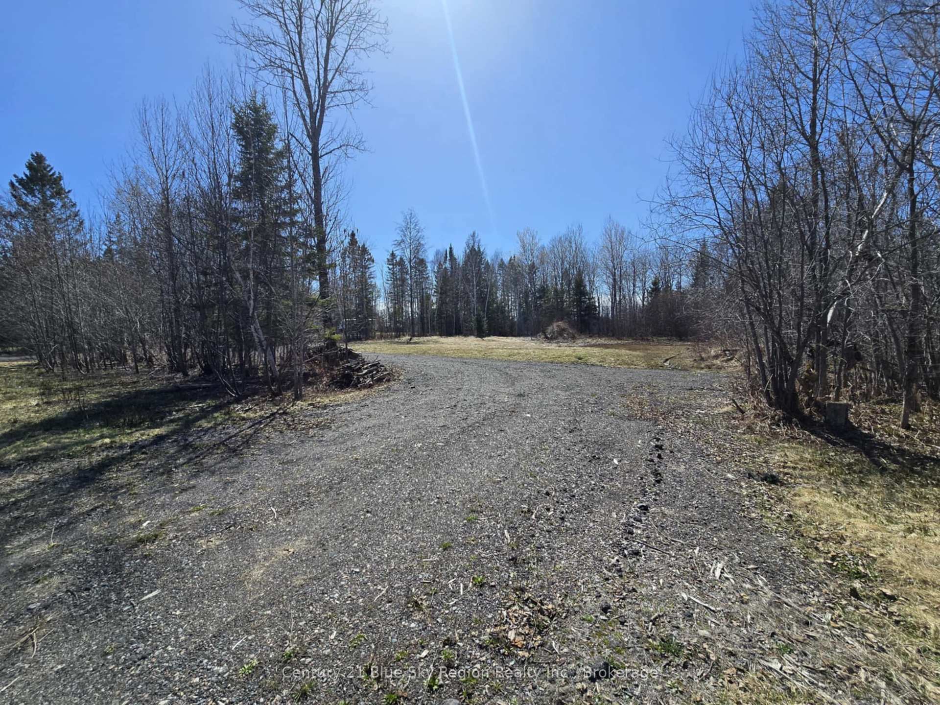 Photo 3 of 809 Evansville Drive, West Nipissing, Sturgeon Falls — HOMEH