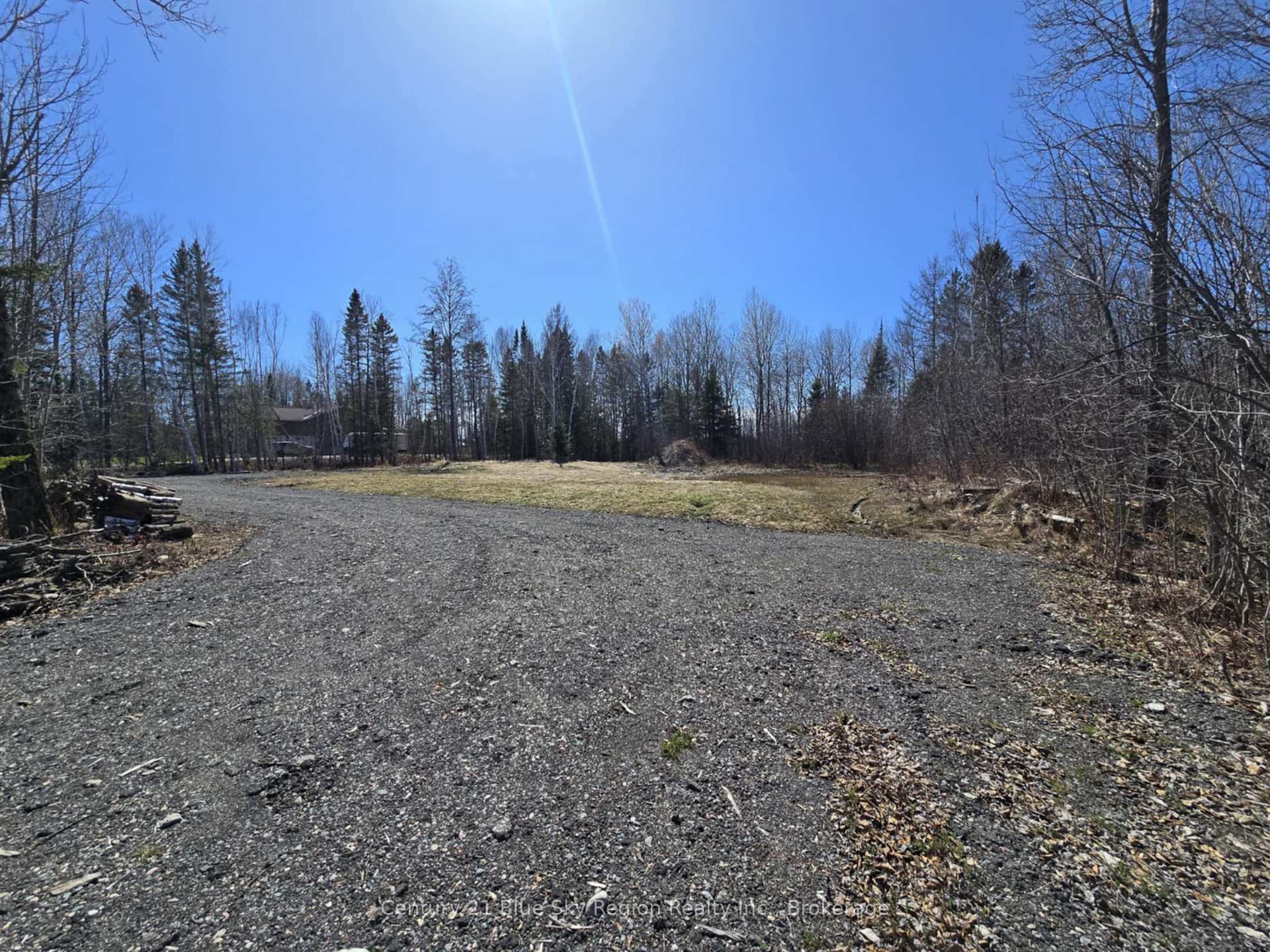Photo 4 of 809 Evansville Drive, West Nipissing, Sturgeon Falls — HOMEH