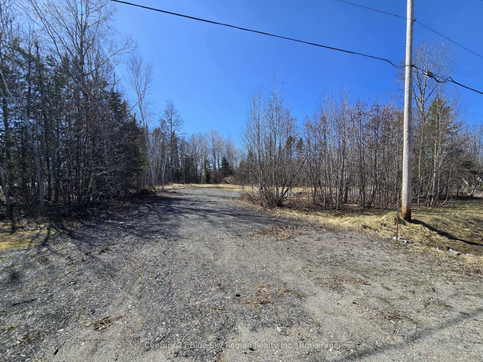 Photo 6 of 809 Evansville Drive, West Nipissing, Sturgeon Falls — HOMEH