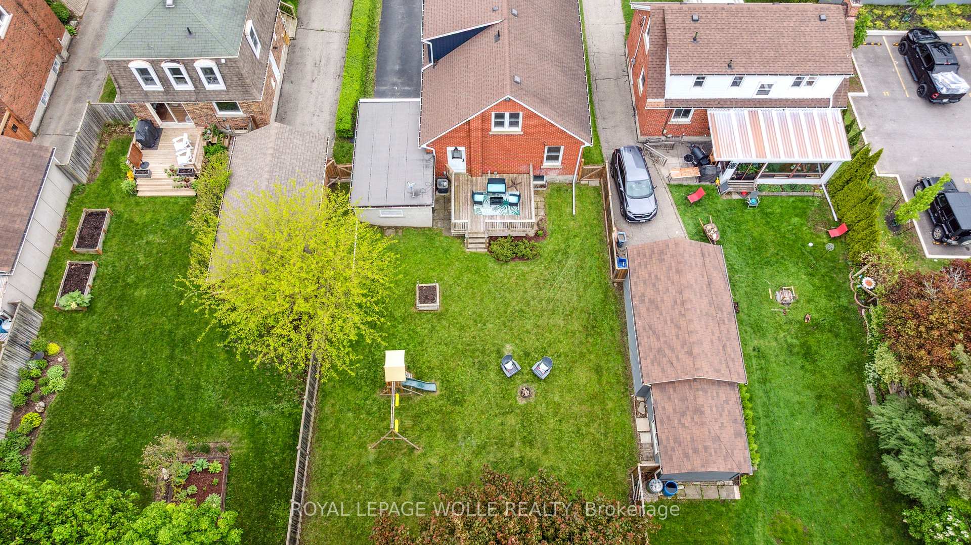Photo 2 of 158 Lucan Avenue, Waterloo — HOMEH