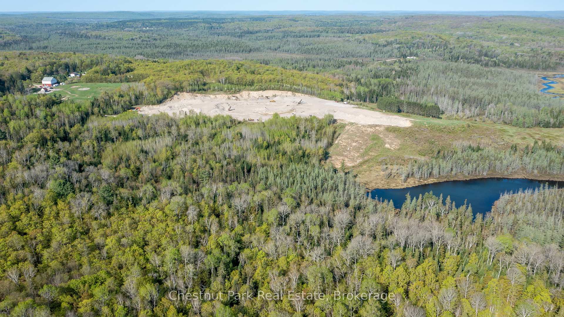 Photo 17 of 1302 Garage Road, Armour — HOMEH