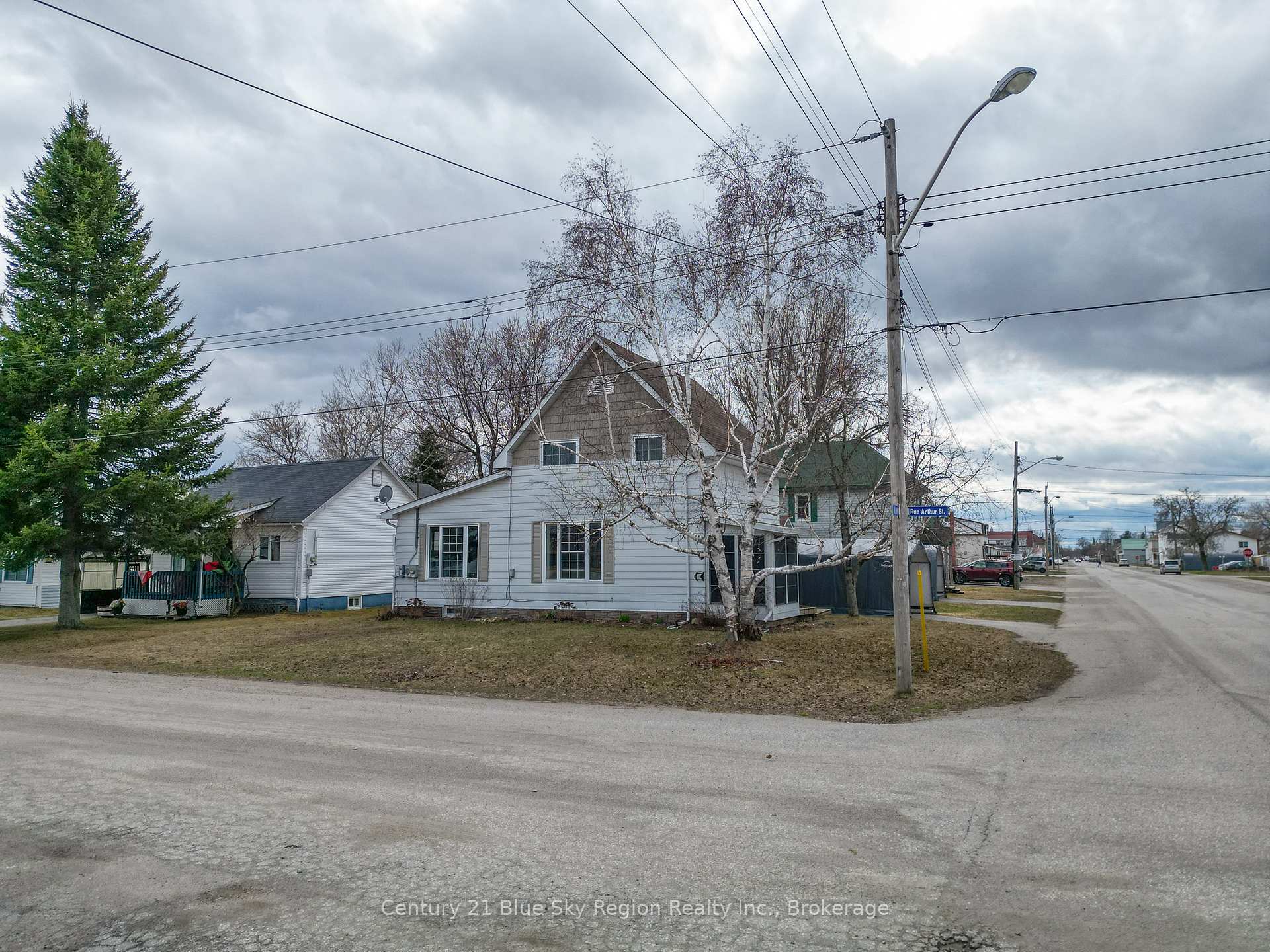 Photo 1 of 144 William Street, West Nipissing, Sturgeon Falls — HOMEH