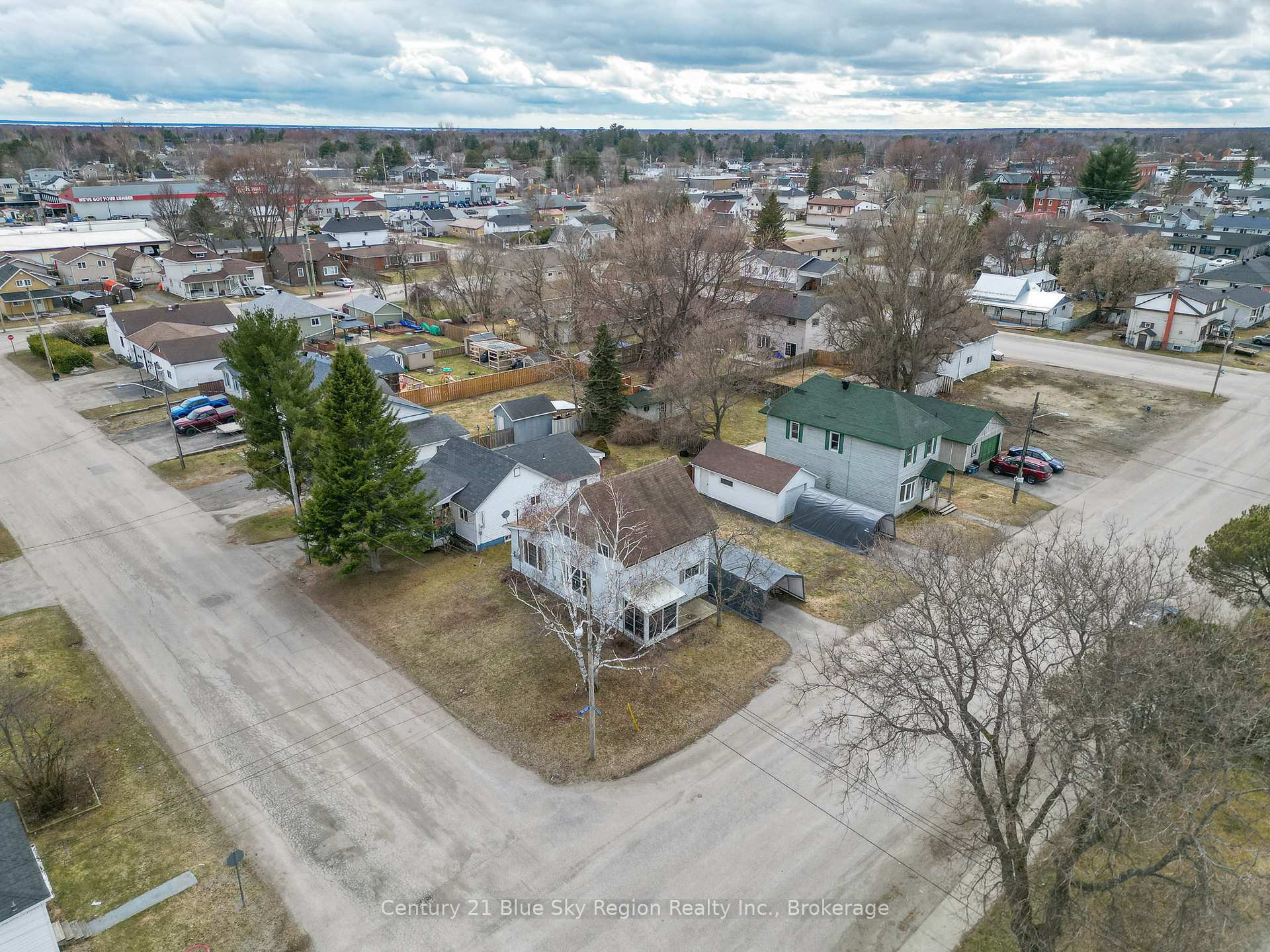Photo 28 of 144 William Street, West Nipissing, Sturgeon Falls — HOMEH