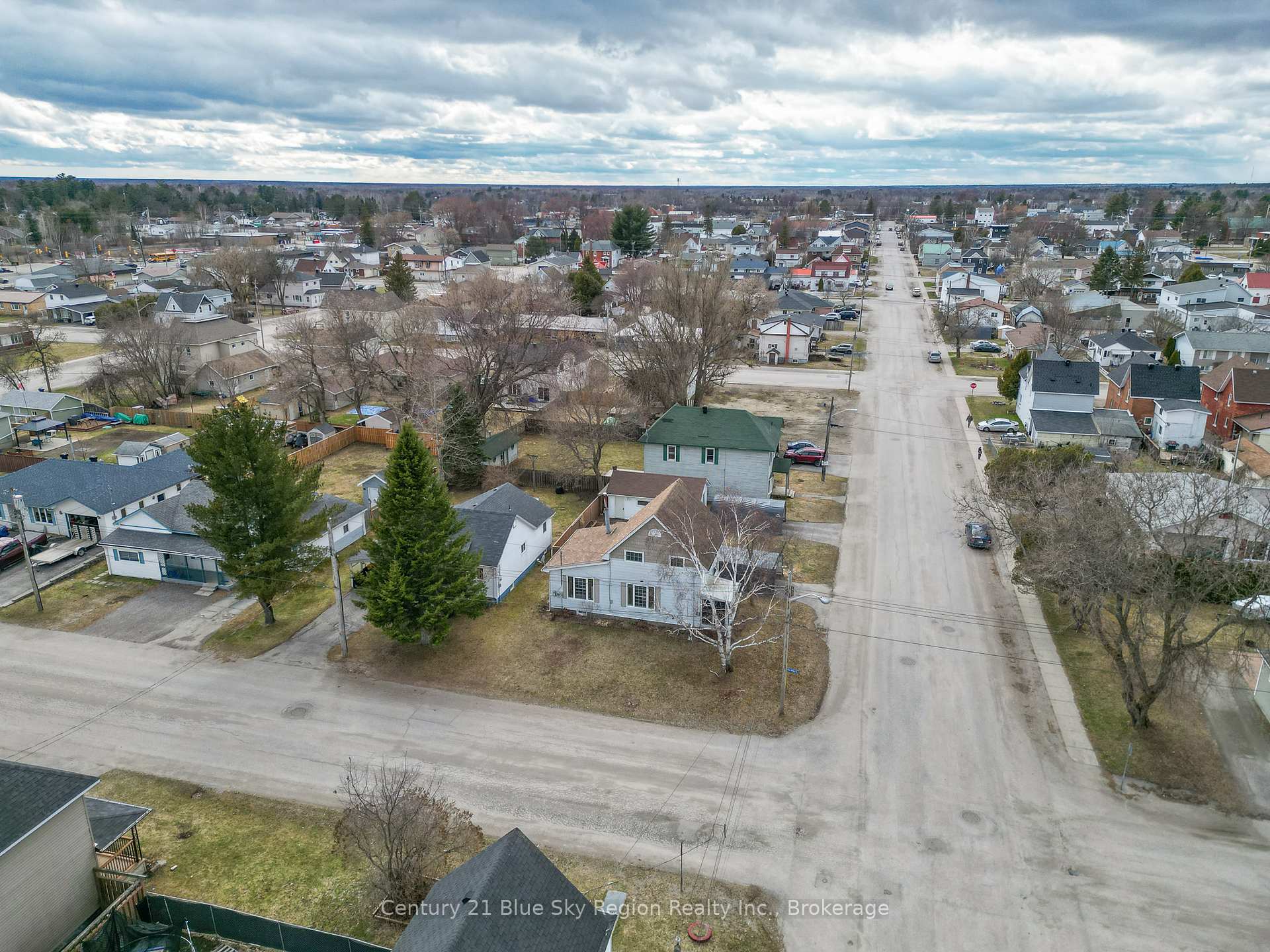 Photo 29 of 144 William Street, West Nipissing, Sturgeon Falls — HOMEH