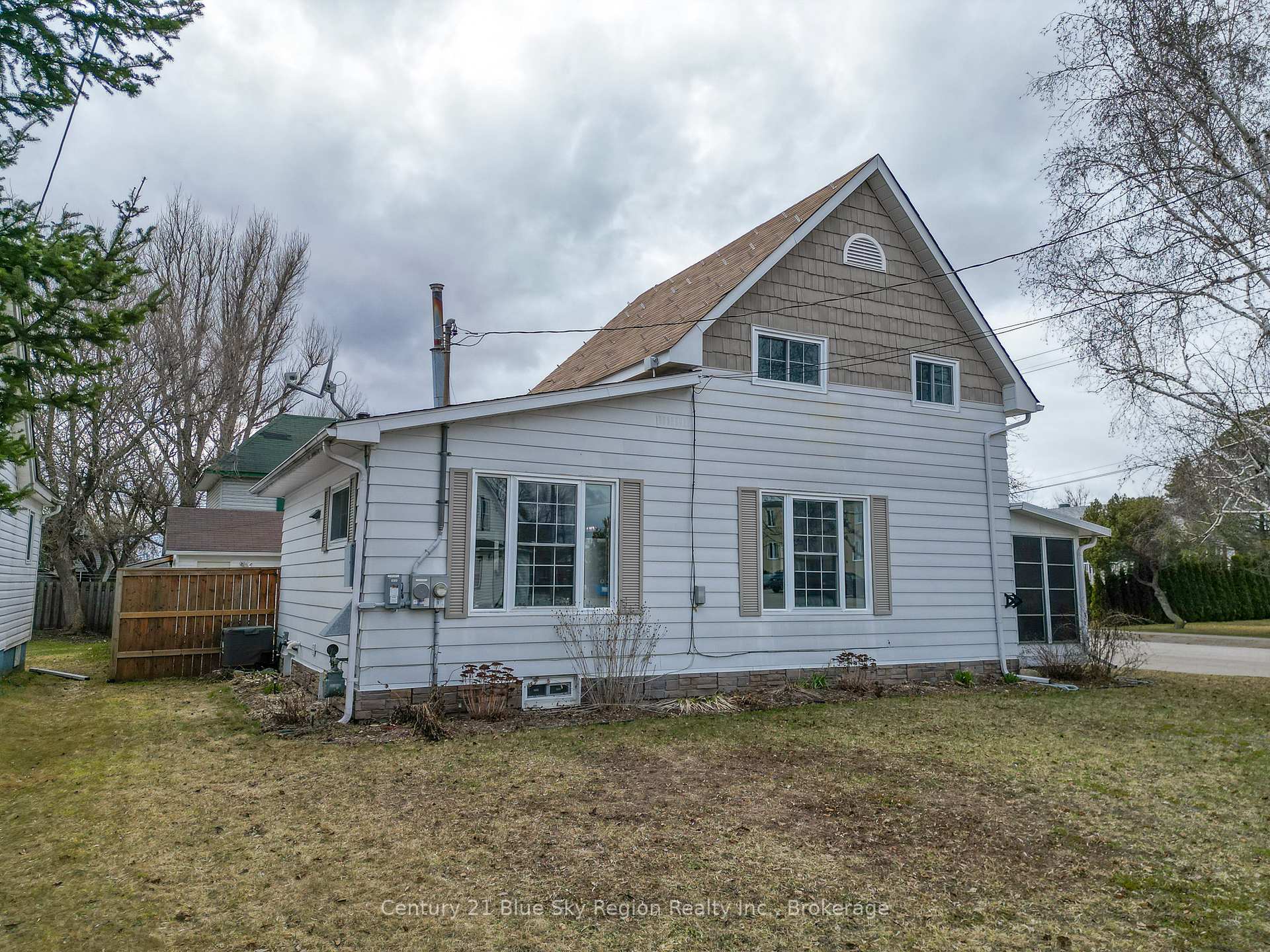 Photo 39 of 144 William Street, West Nipissing, Sturgeon Falls — HOMEH