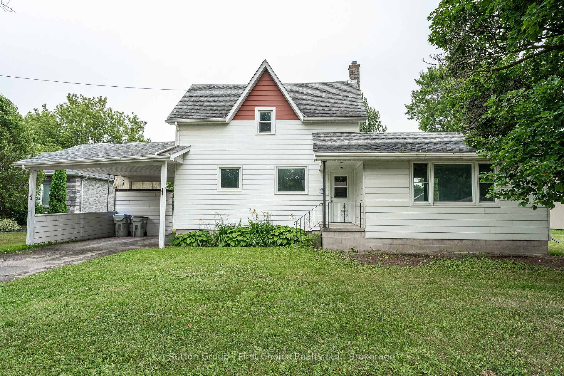 Photo 3 of 44 Huron Road, West Perth, Mitchell — HOMEH
