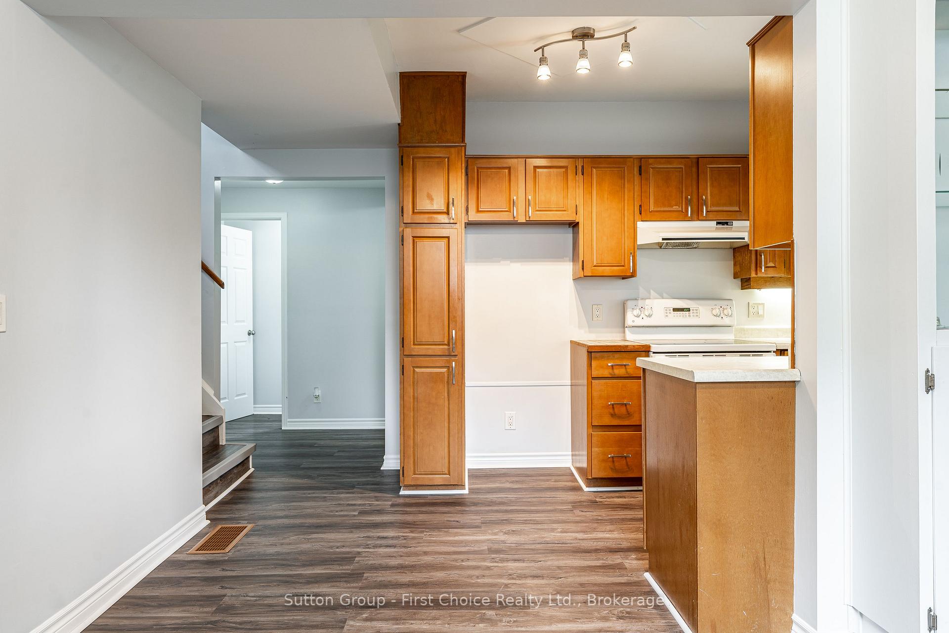Photo 9 of 44 Huron Road, West Perth, Mitchell — HOMEH