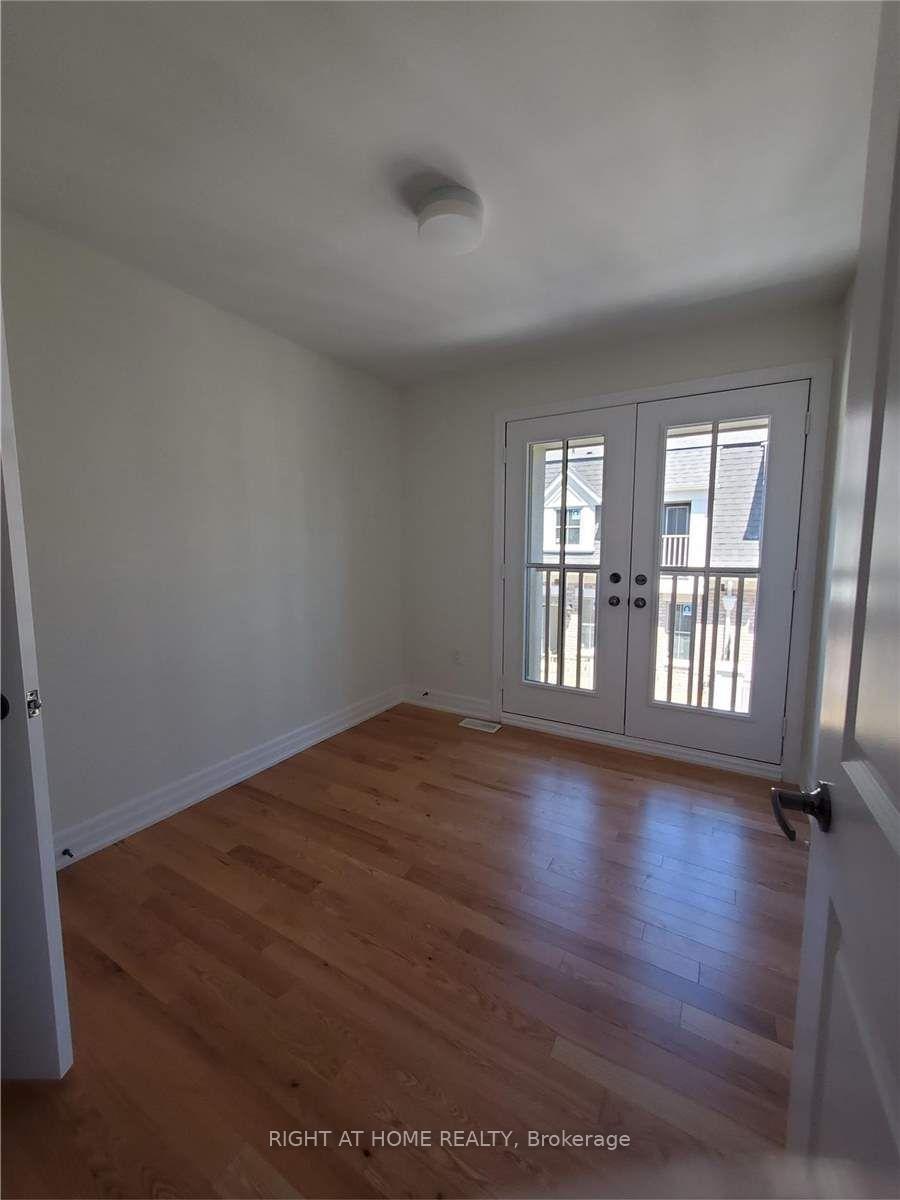 Photo 8 of Unit 3, 2 Church Street, Vaughan, Maple — HOMEH