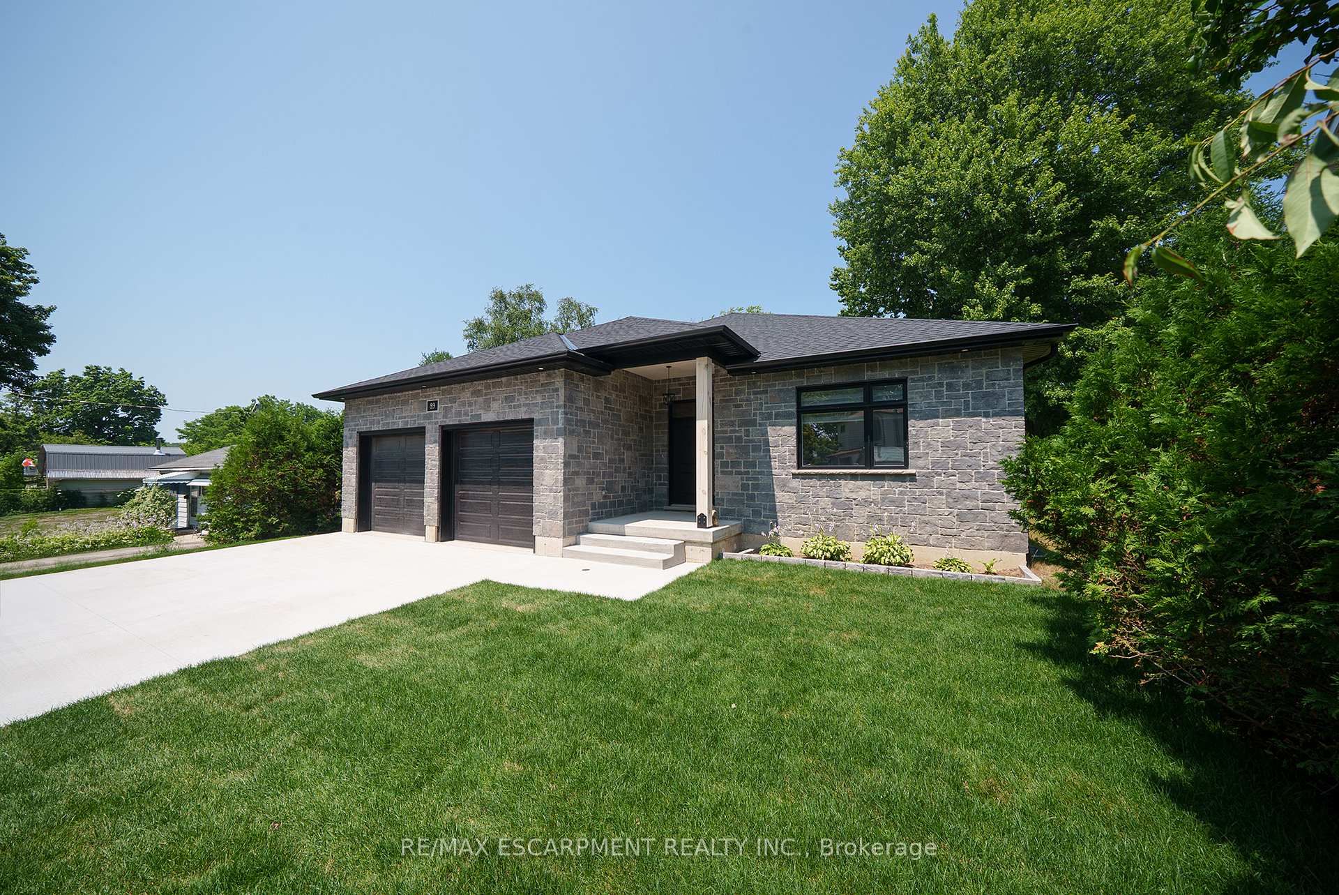 Photo 3 of 89 Robinson Street, Bayham, Port Burwell — HOMEH