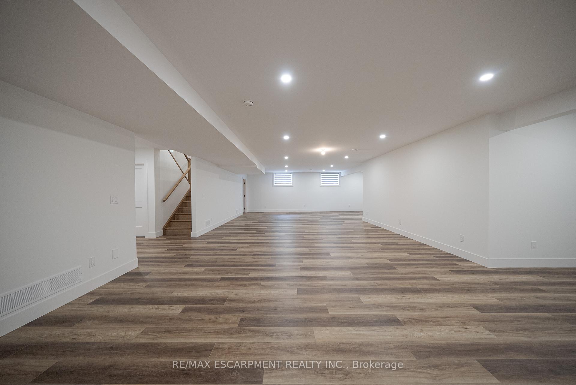 Photo 36 of 89 Robinson Street, Bayham, Port Burwell — HOMEH