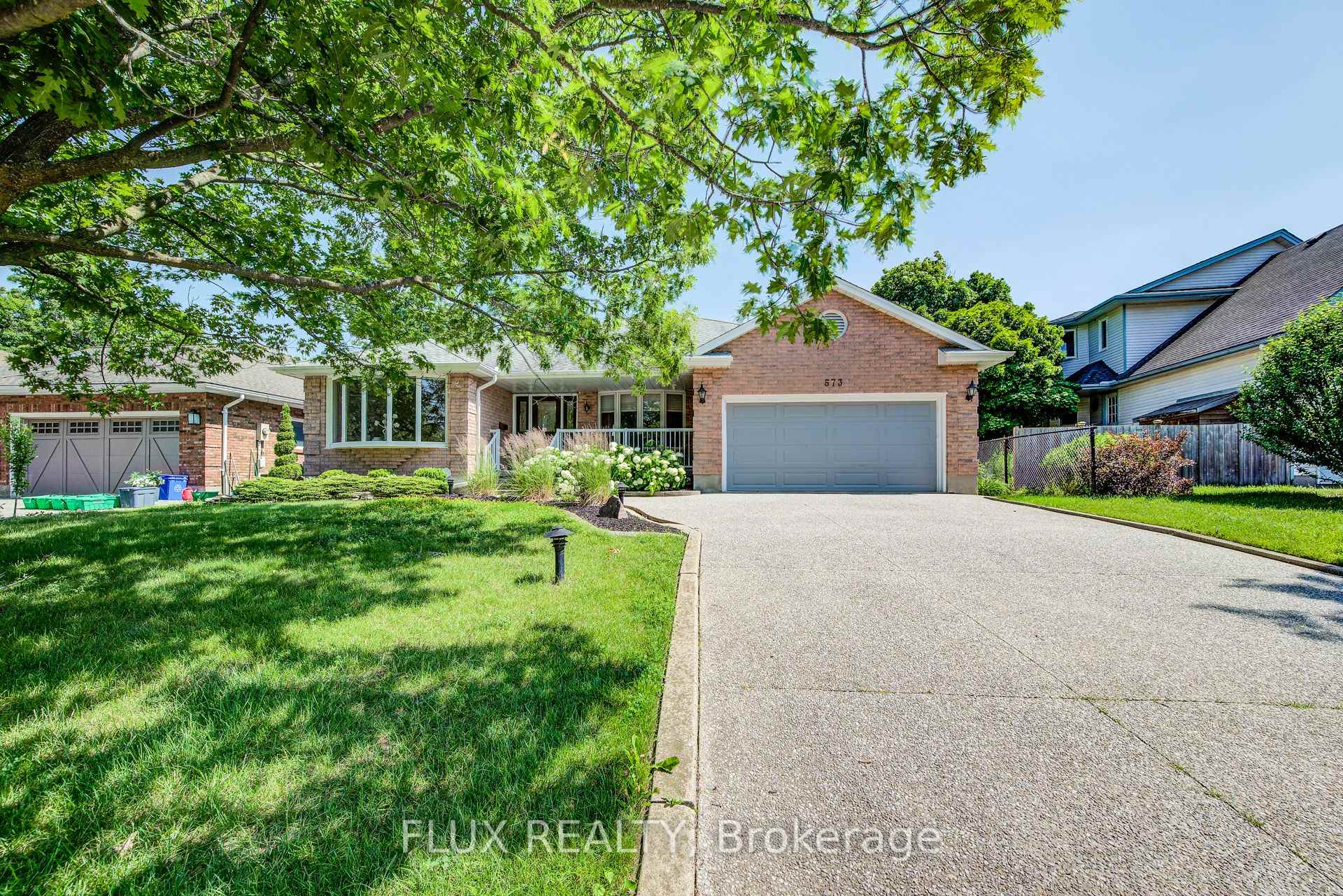 Photo 2 of 573 Hemingway Place, Waterloo — HOMEH