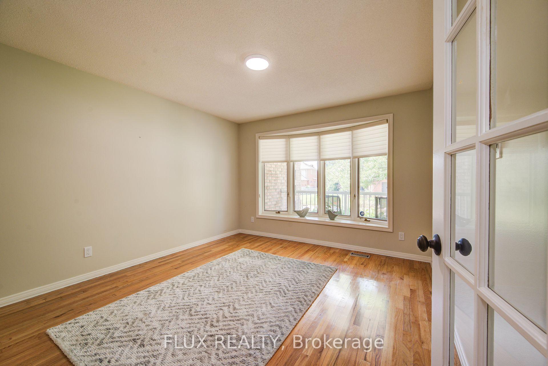 Photo 11 of 573 Hemingway Place, Waterloo — HOMEH