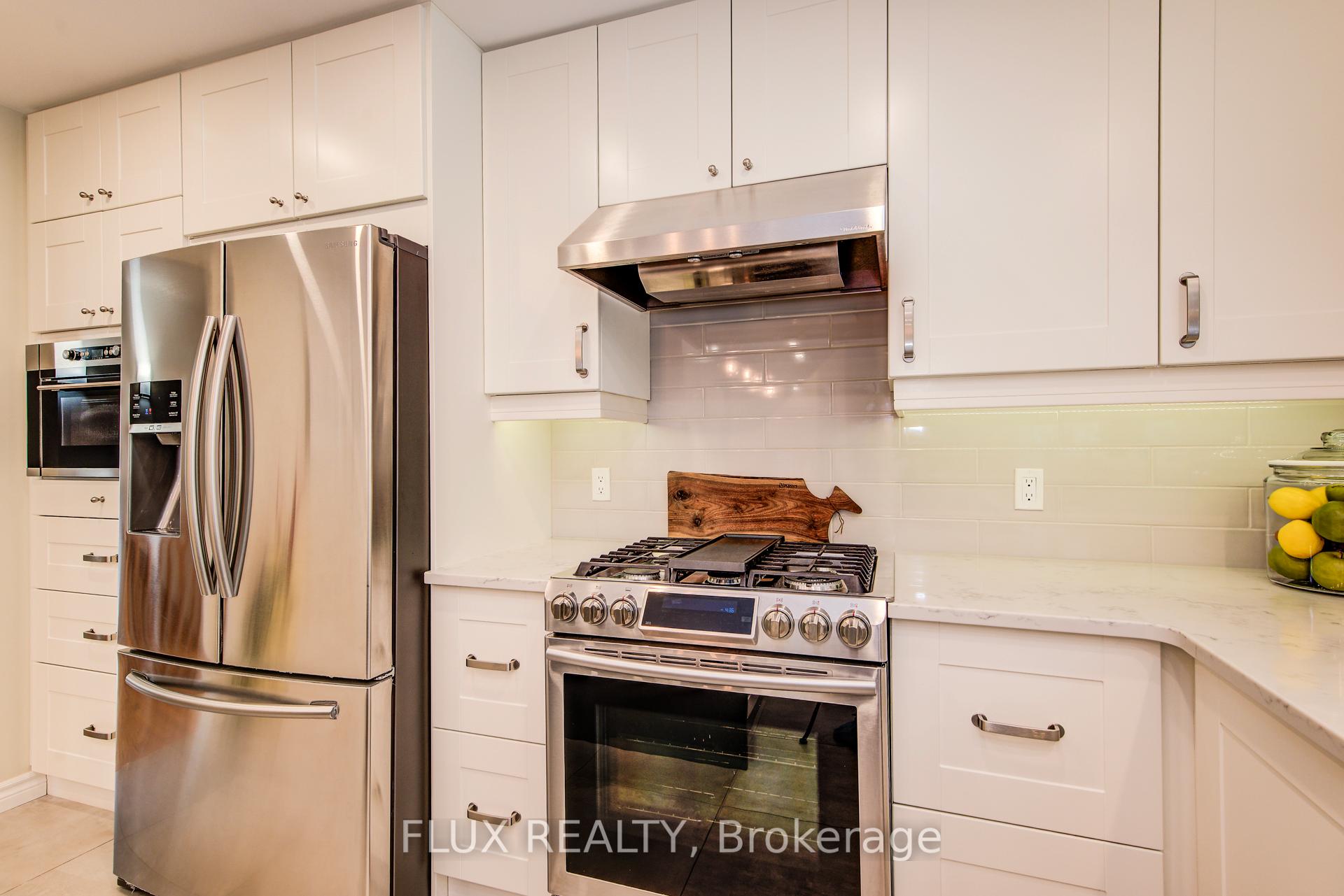 Photo 17 of 573 Hemingway Place, Waterloo — HOMEH