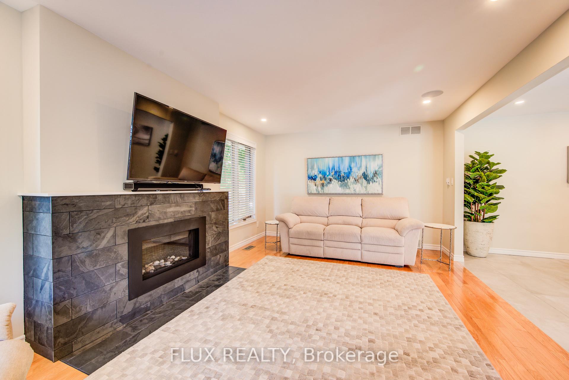 Photo 21 of 573 Hemingway Place, Waterloo — HOMEH