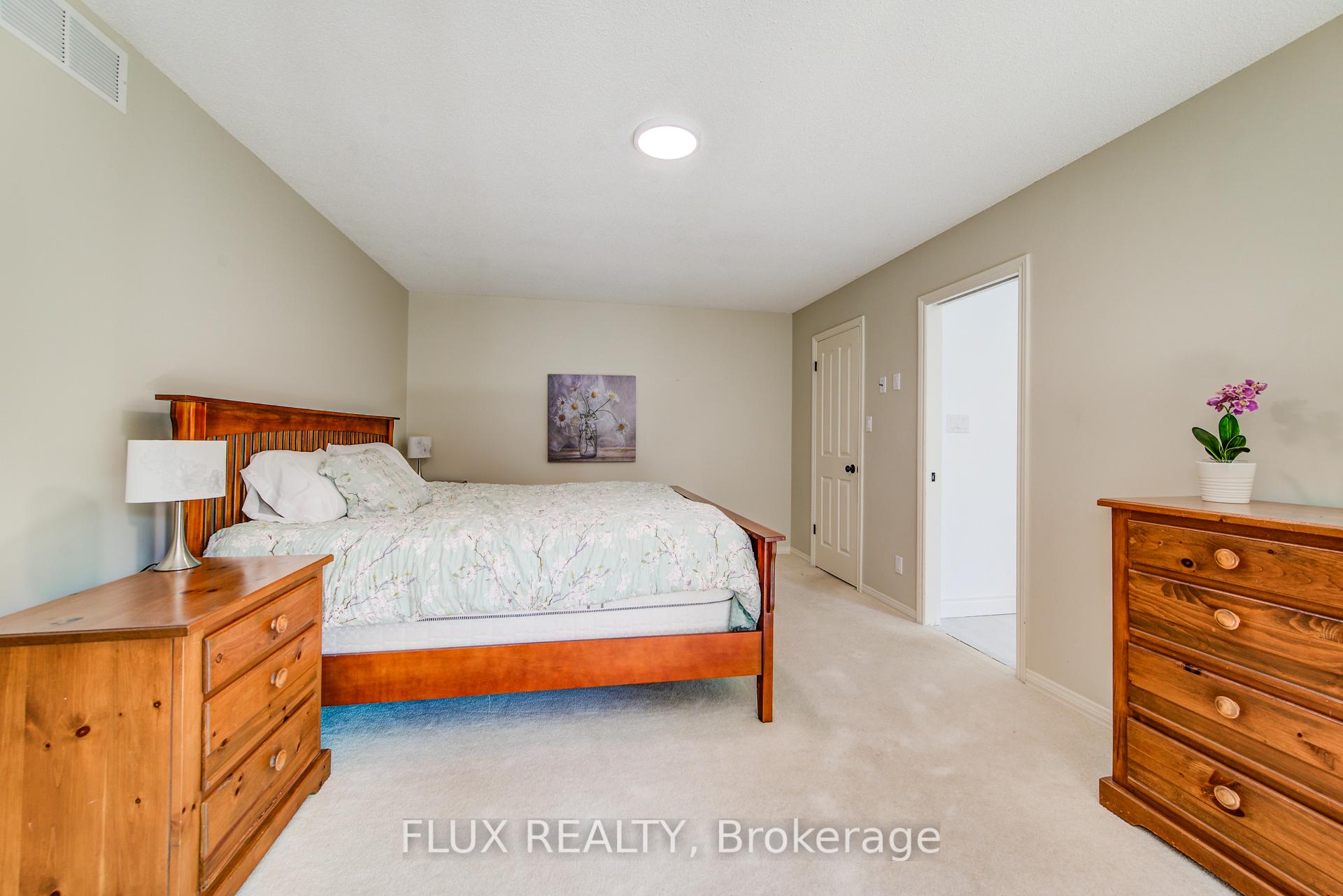 Photo 29 of 573 Hemingway Place, Waterloo — HOMEH