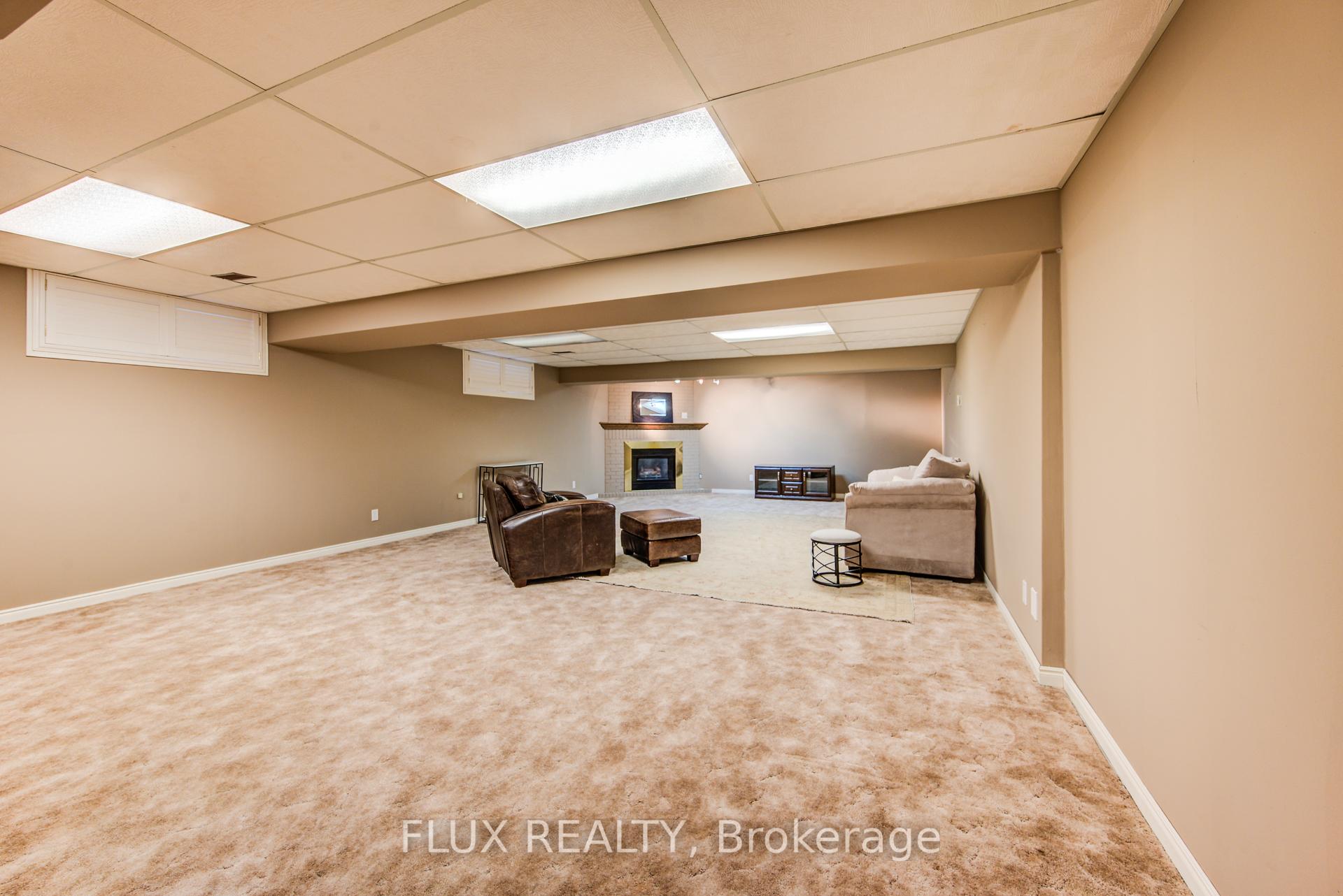 Photo 37 of 573 Hemingway Place, Waterloo — HOMEH