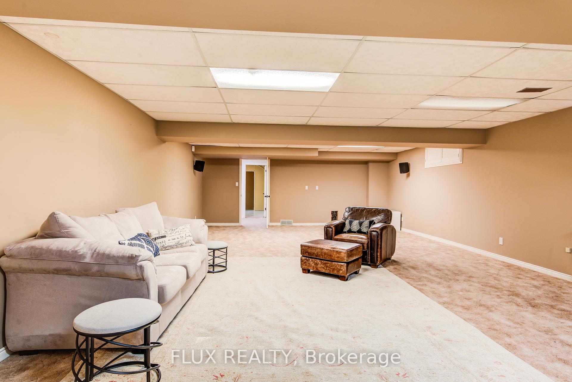 Photo 40 of 573 Hemingway Place, Waterloo — HOMEH