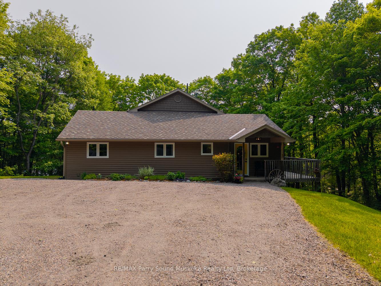 Photo 6 of 456 North Meadowcove Road, Whitestone, Hagerman — HOMEH