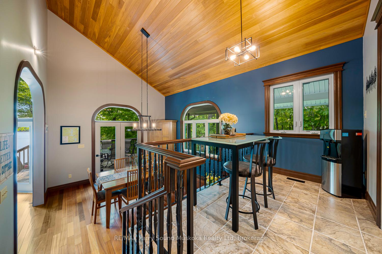 Photo 14 of 456 North Meadowcove Road, Whitestone, Hagerman — HOMEH