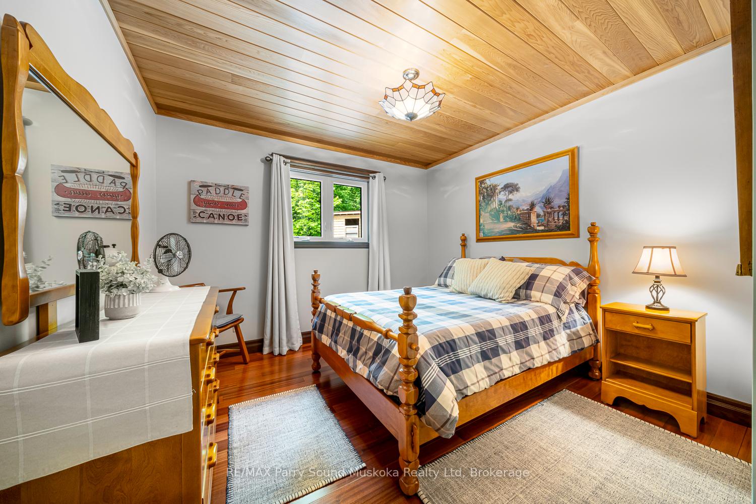 Photo 28 of 456 North Meadowcove Road, Whitestone, Hagerman — HOMEH