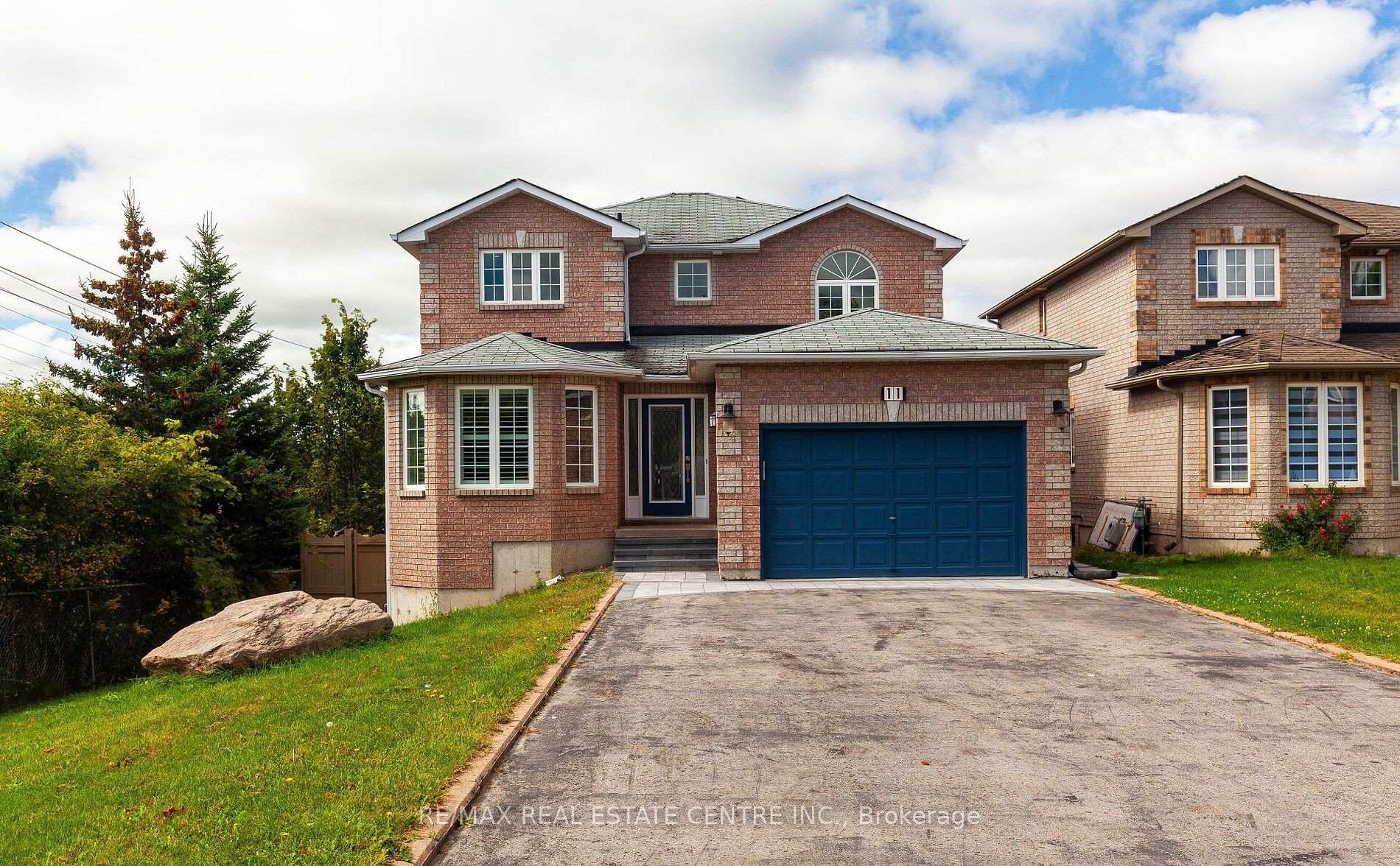 Photo 1 of 11 Priscilla's Place, Barrie, Painswick South — HOMEH