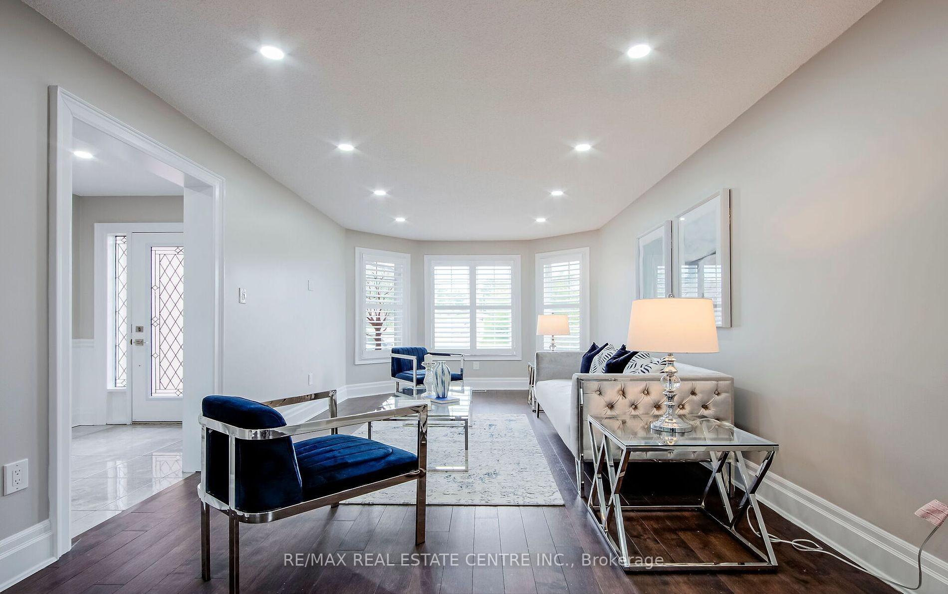 Photo 12 of 11 Priscilla's Place, Barrie, Painswick South — HOMEH