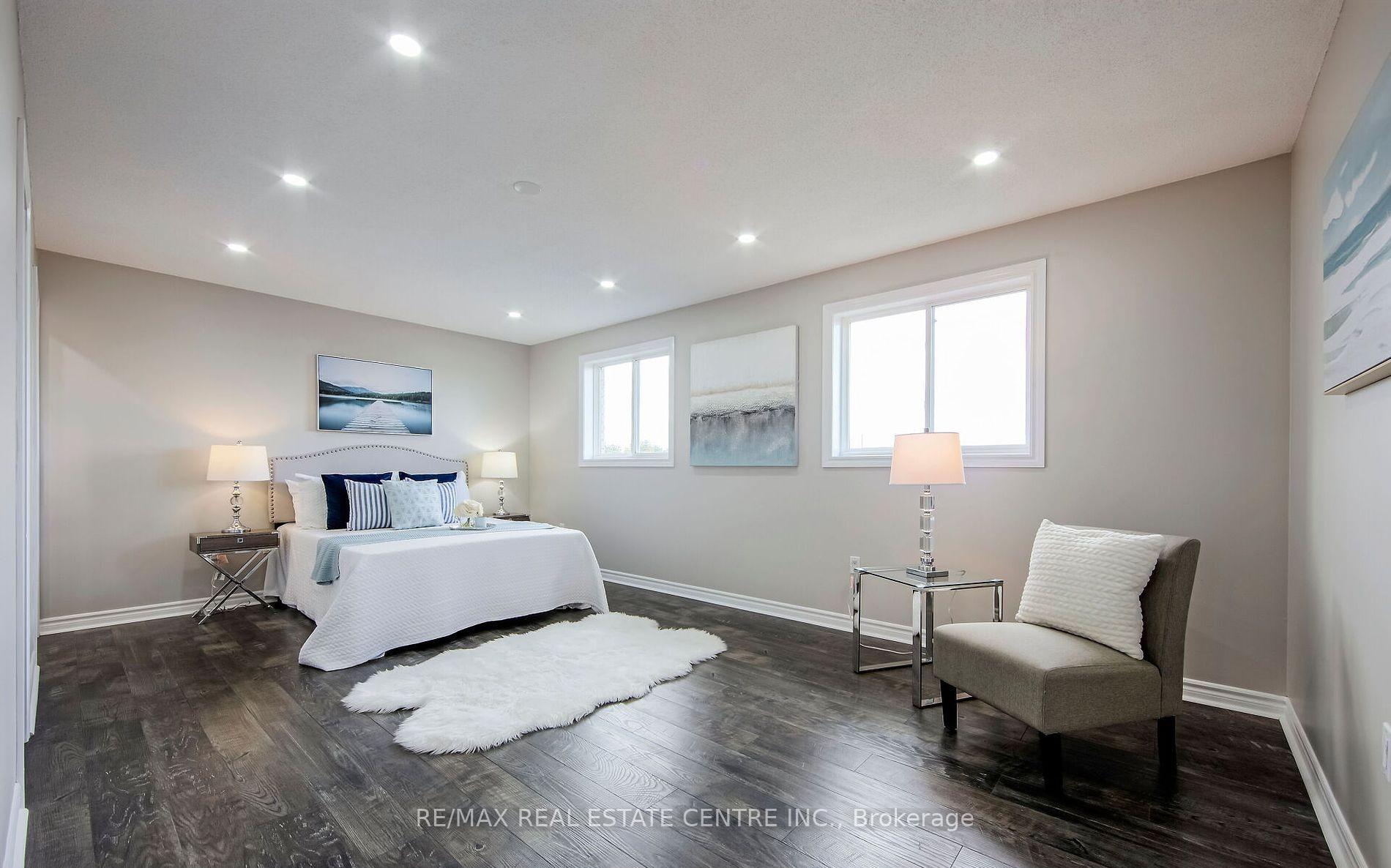 Photo 17 of 11 Priscilla's Place, Barrie, Painswick South — HOMEH