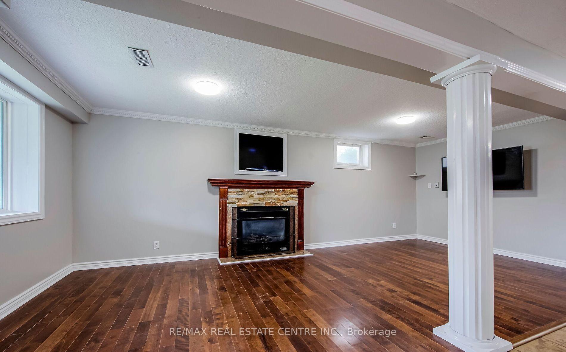 Photo 25 of 11 Priscilla's Place, Barrie, Painswick South — HOMEH