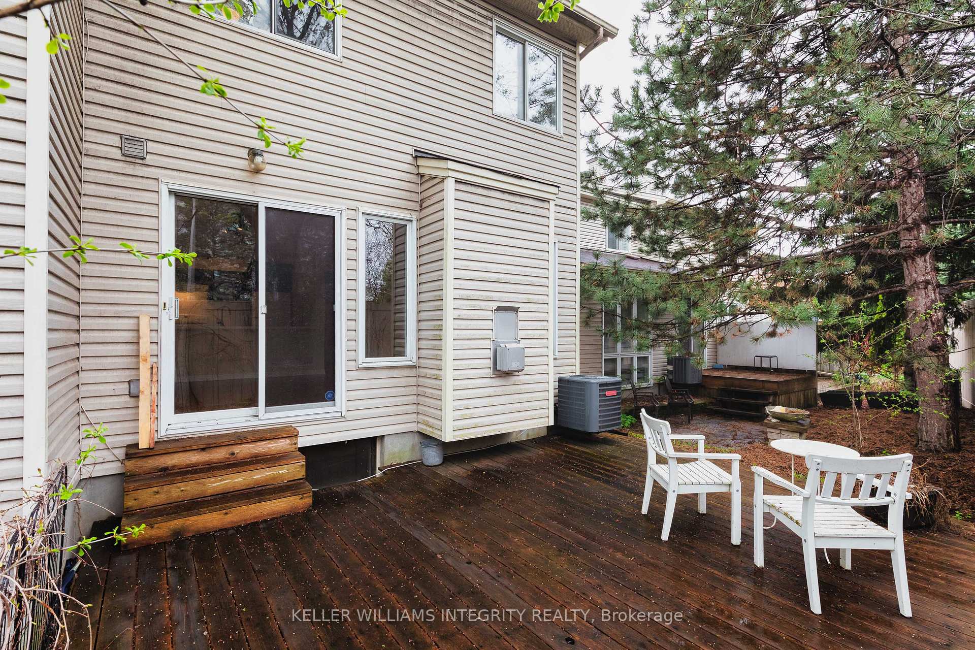 Photo 35 of 11 San Remo Private, Ottawa, Riverview Park — HOMEH